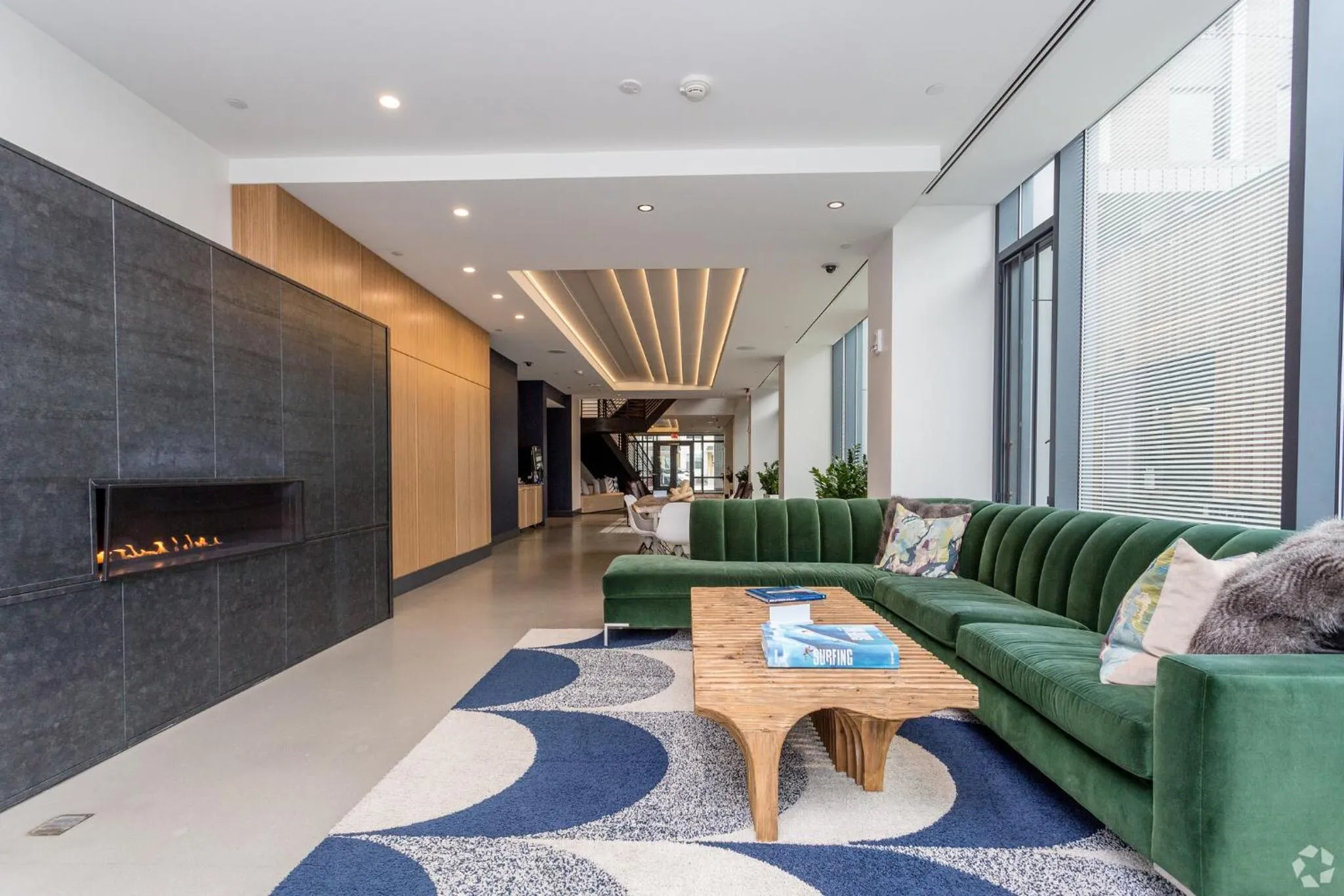 Seating area in Luxury Apartments by Hyatus Downtown Boston