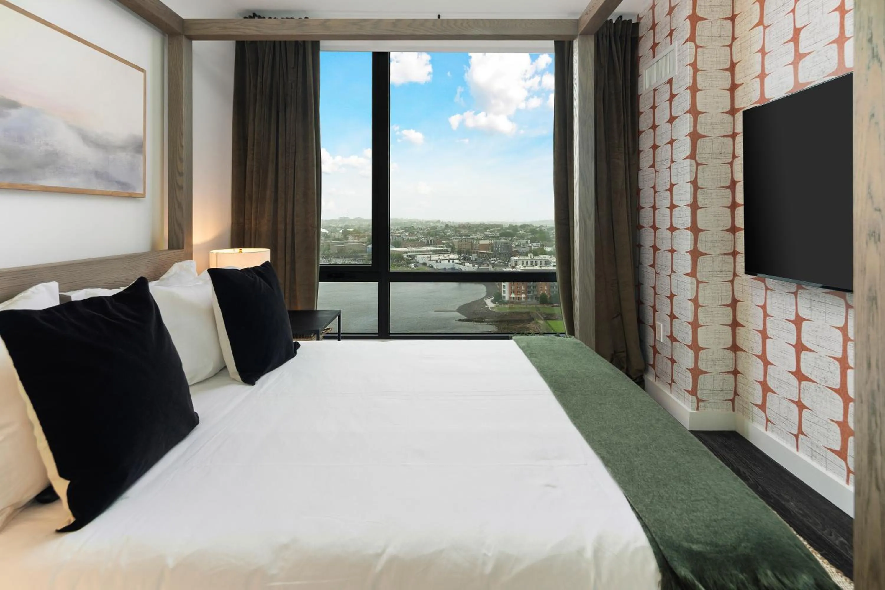 Bedroom, Bed in Luxury Apartments by Hyatus Downtown Boston