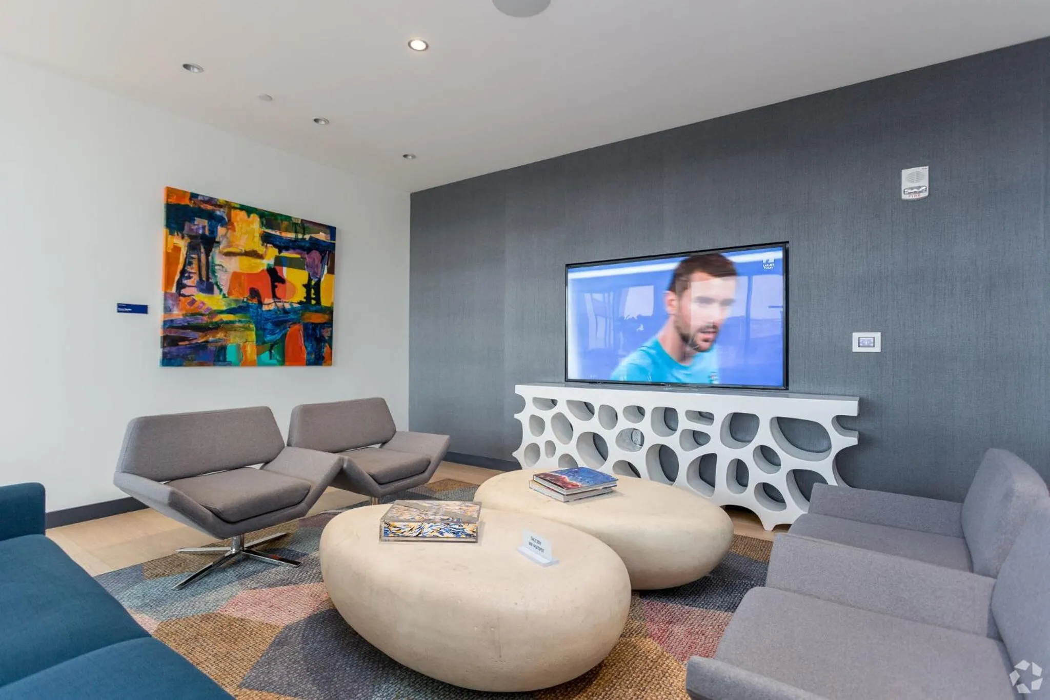 Seating area in Luxury Apartments by Hyatus Downtown Boston