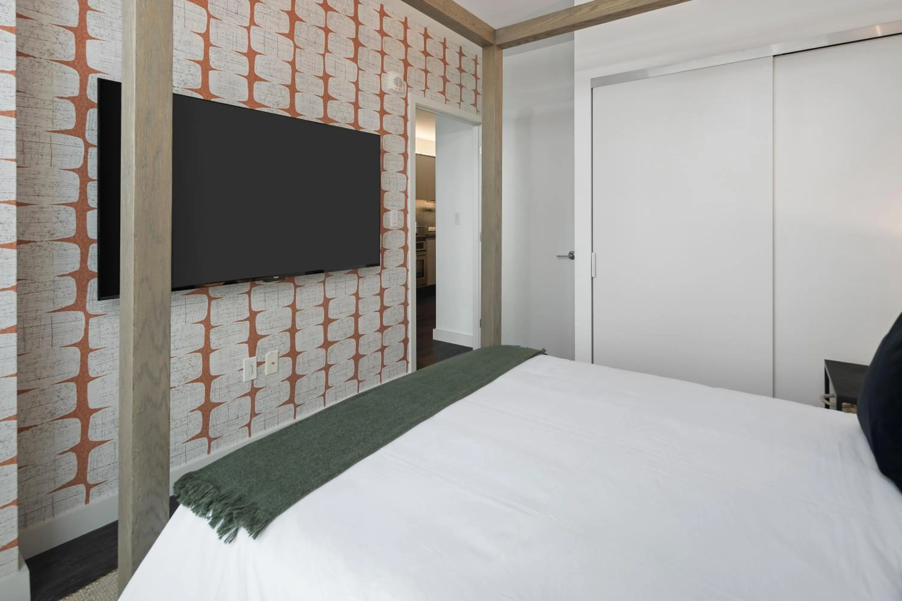Bedroom, Bed in Luxury Apartments by Hyatus Downtown Boston