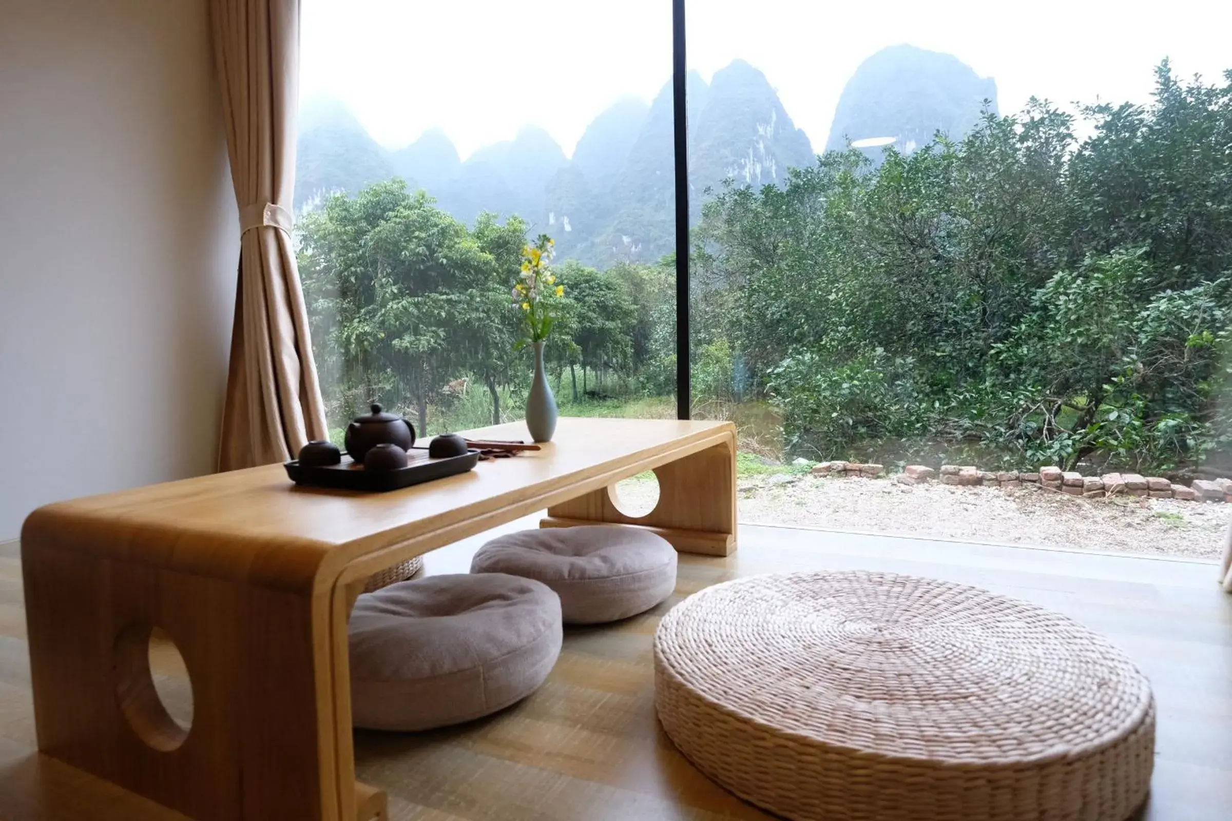 Twin Room with Mountain View in Nirvana Organic Farm Inn Twin Room with Mountain View in Nirvana Organic Farm Inn