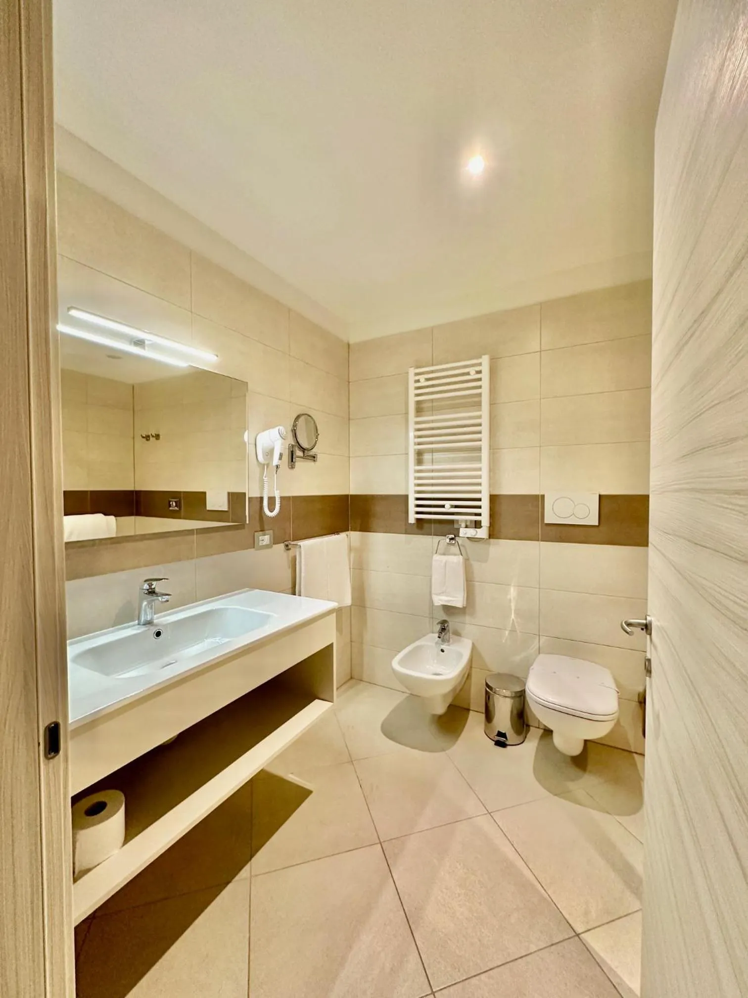 Toilet in Hotel Bella Lazise