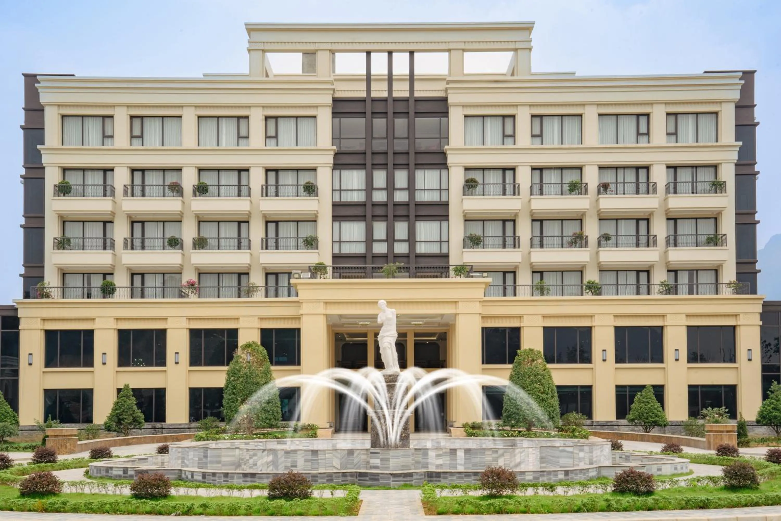 Property building in Venusgiti Hot Spring Resort & Spa