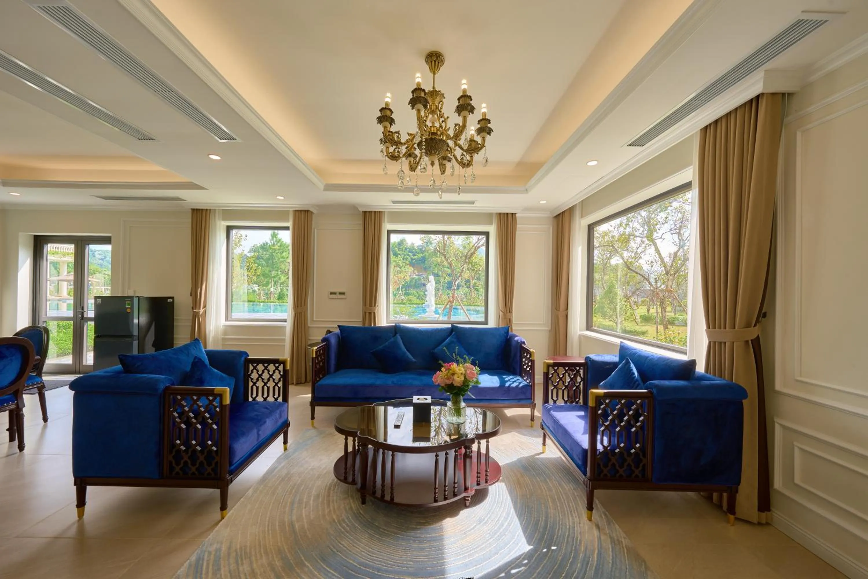 TV and multimedia in Venusgiti Hot Spring Resort & Spa