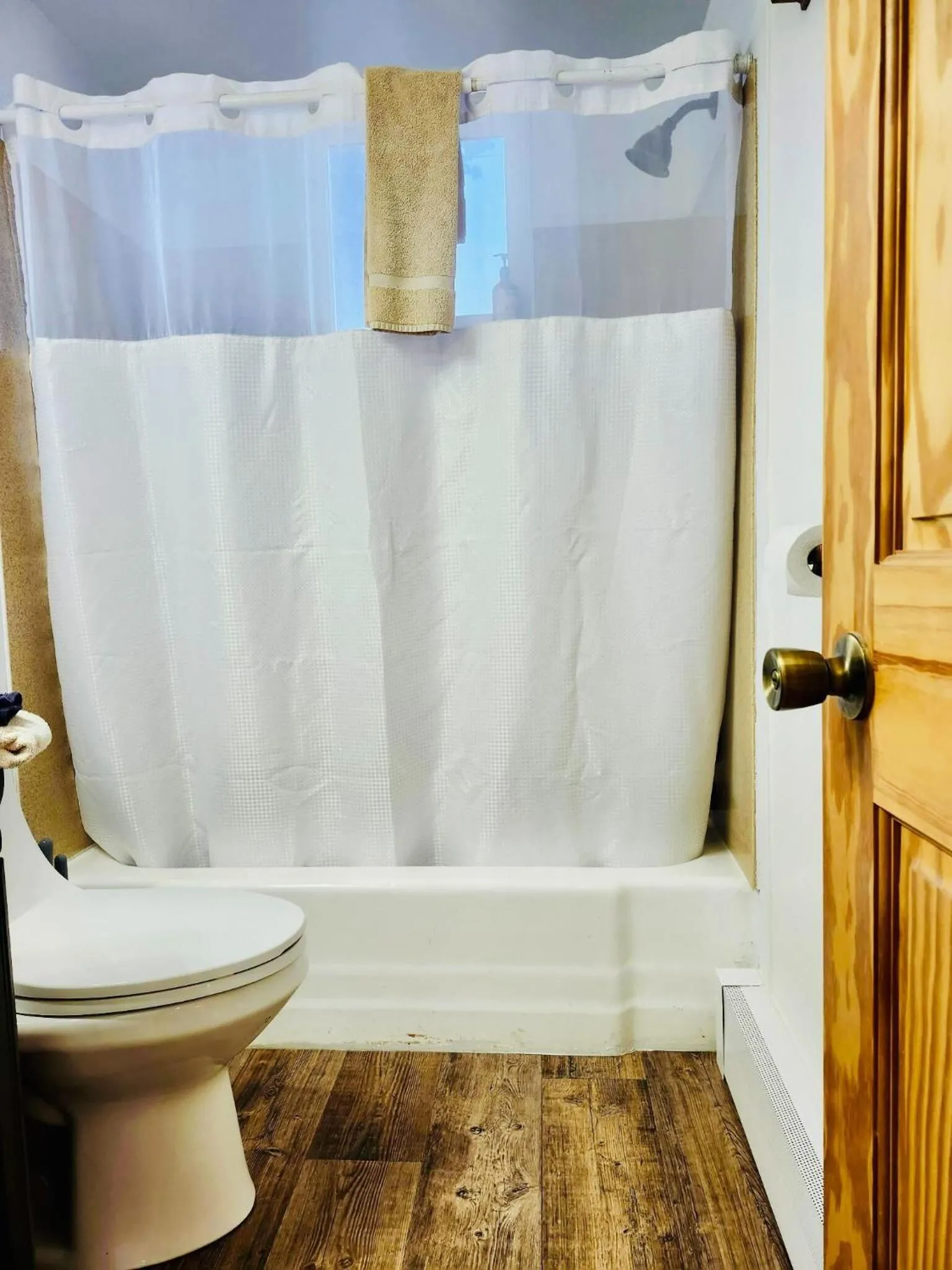 Elk Antler Inn