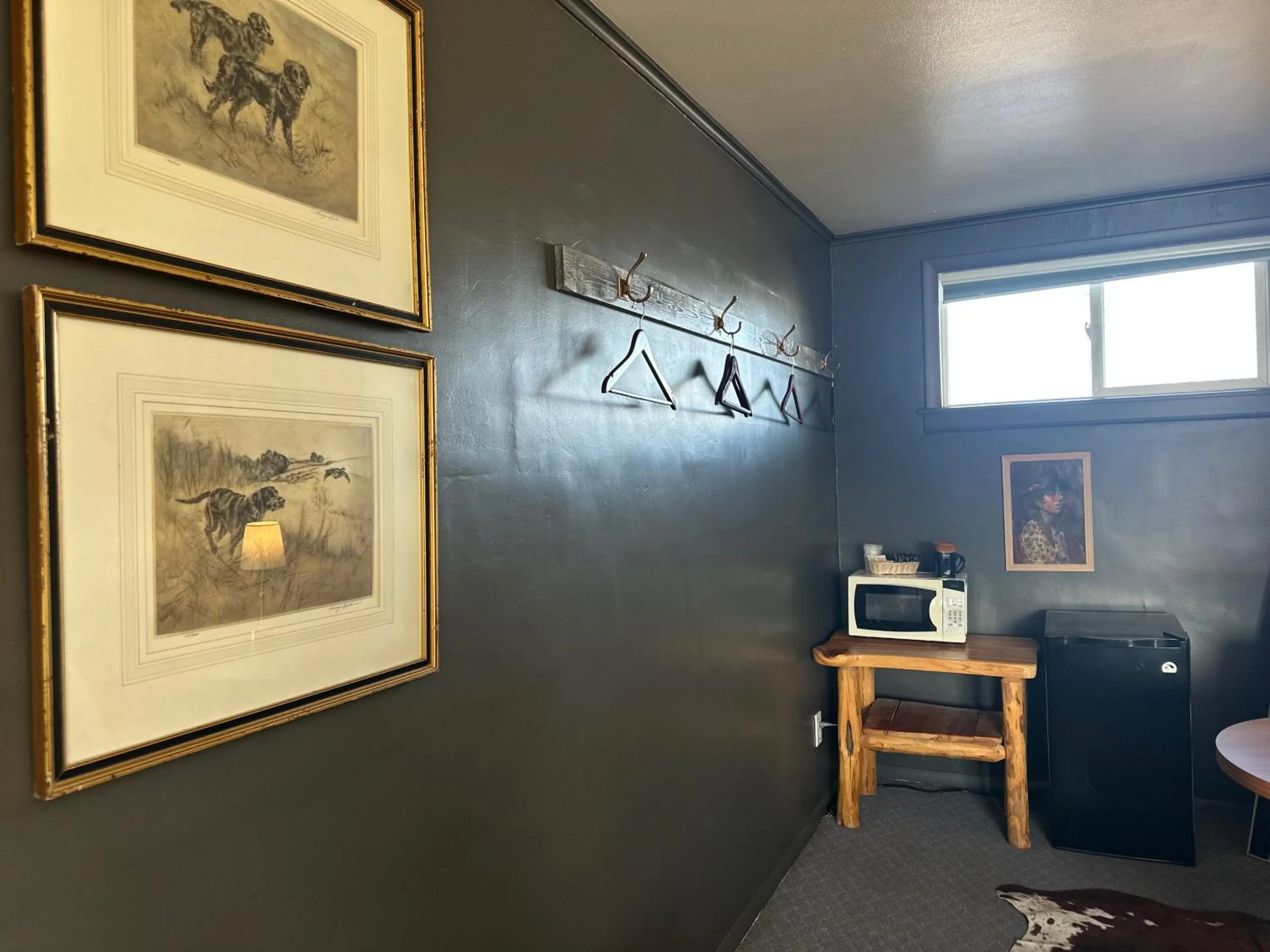 Kitchen or kitchenette in Elk Antler Inn