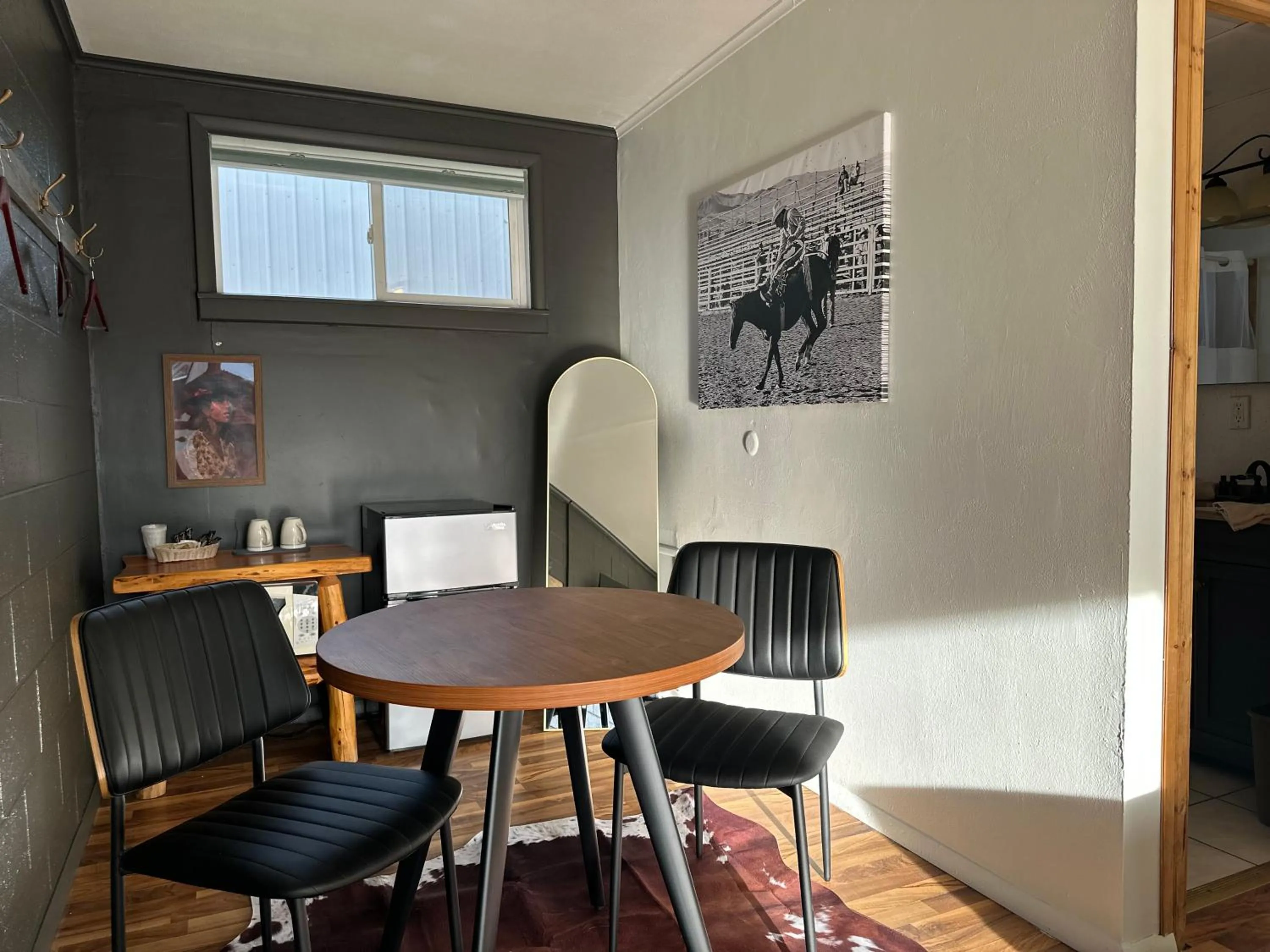 Dining area in Elk Antler Inn