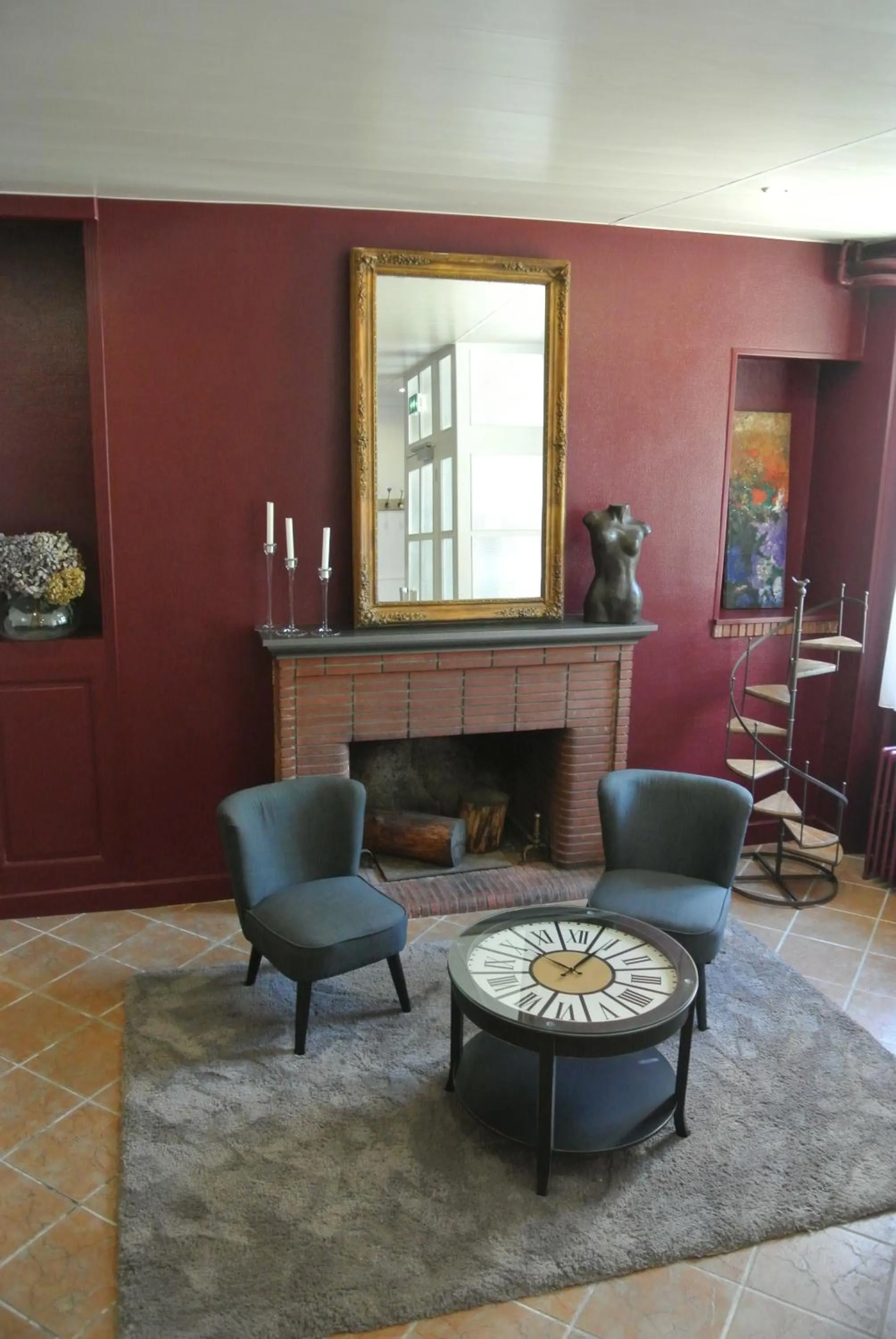 Patio in Hotel Le Central