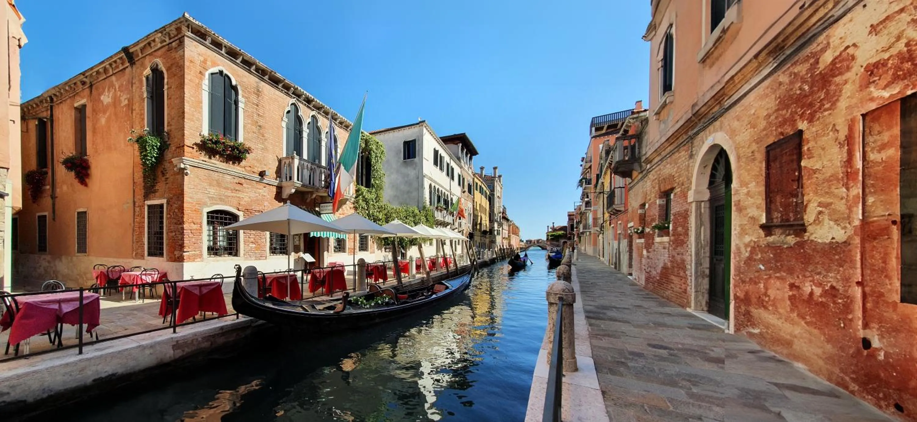 Property building in Messner Palace