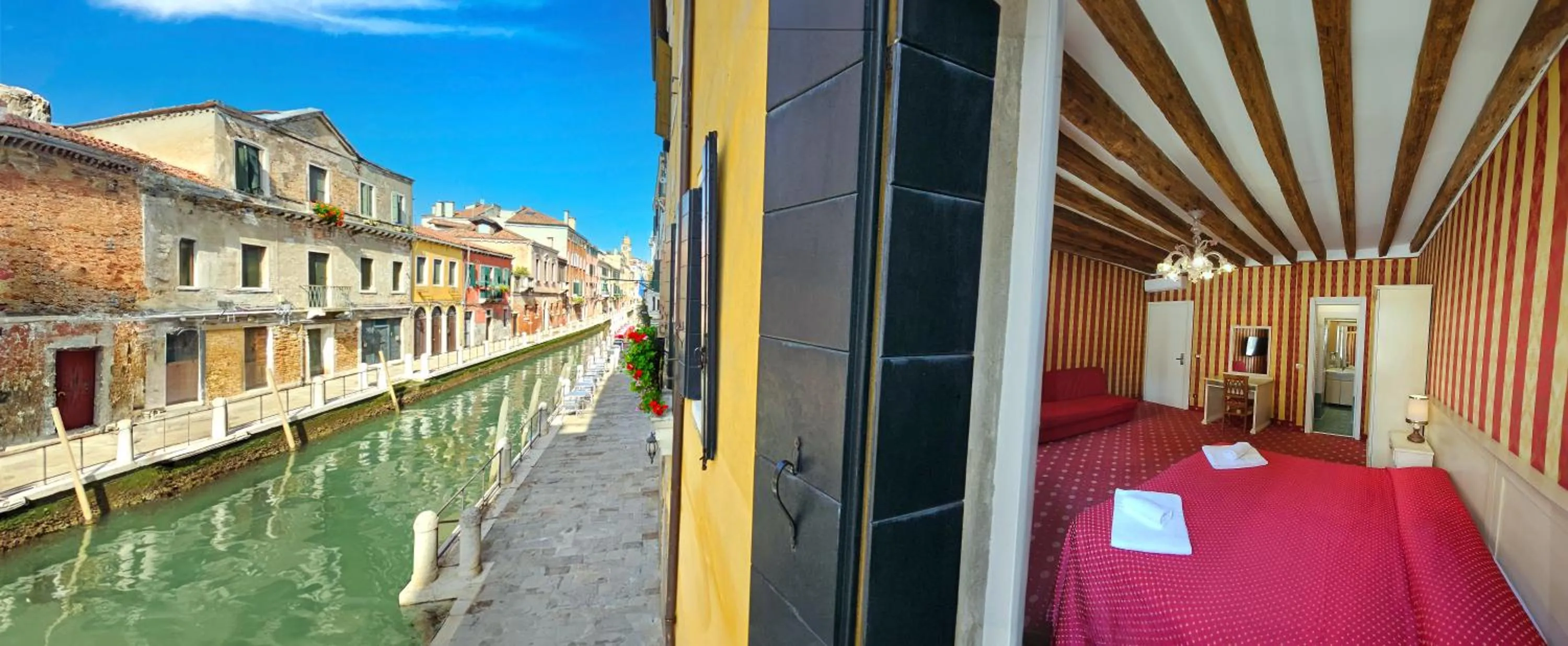 View (from property/room), Bed in Messner Palace