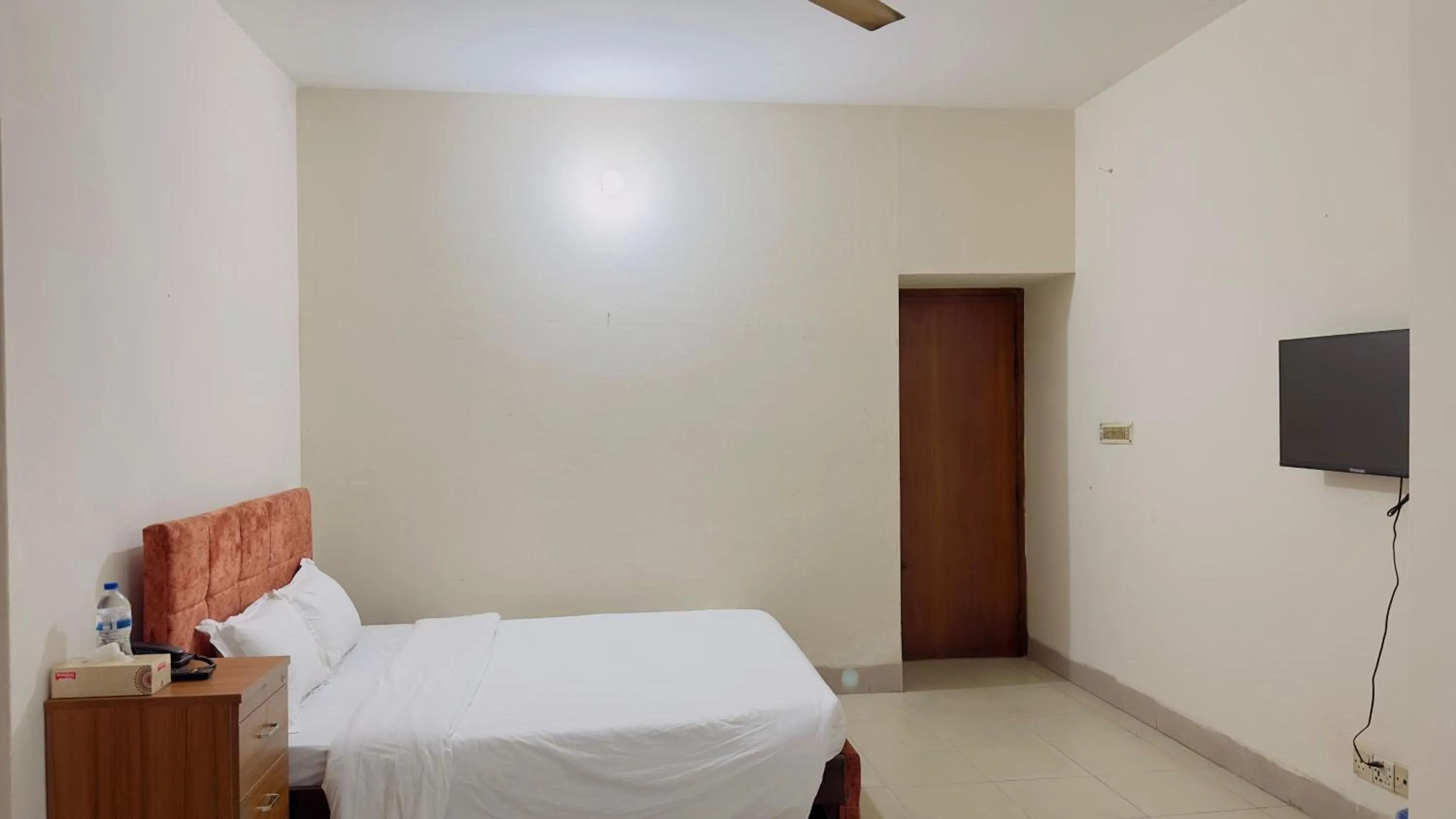 Superior Twin Room - single occupancy in Hotel Dhaka City Inn