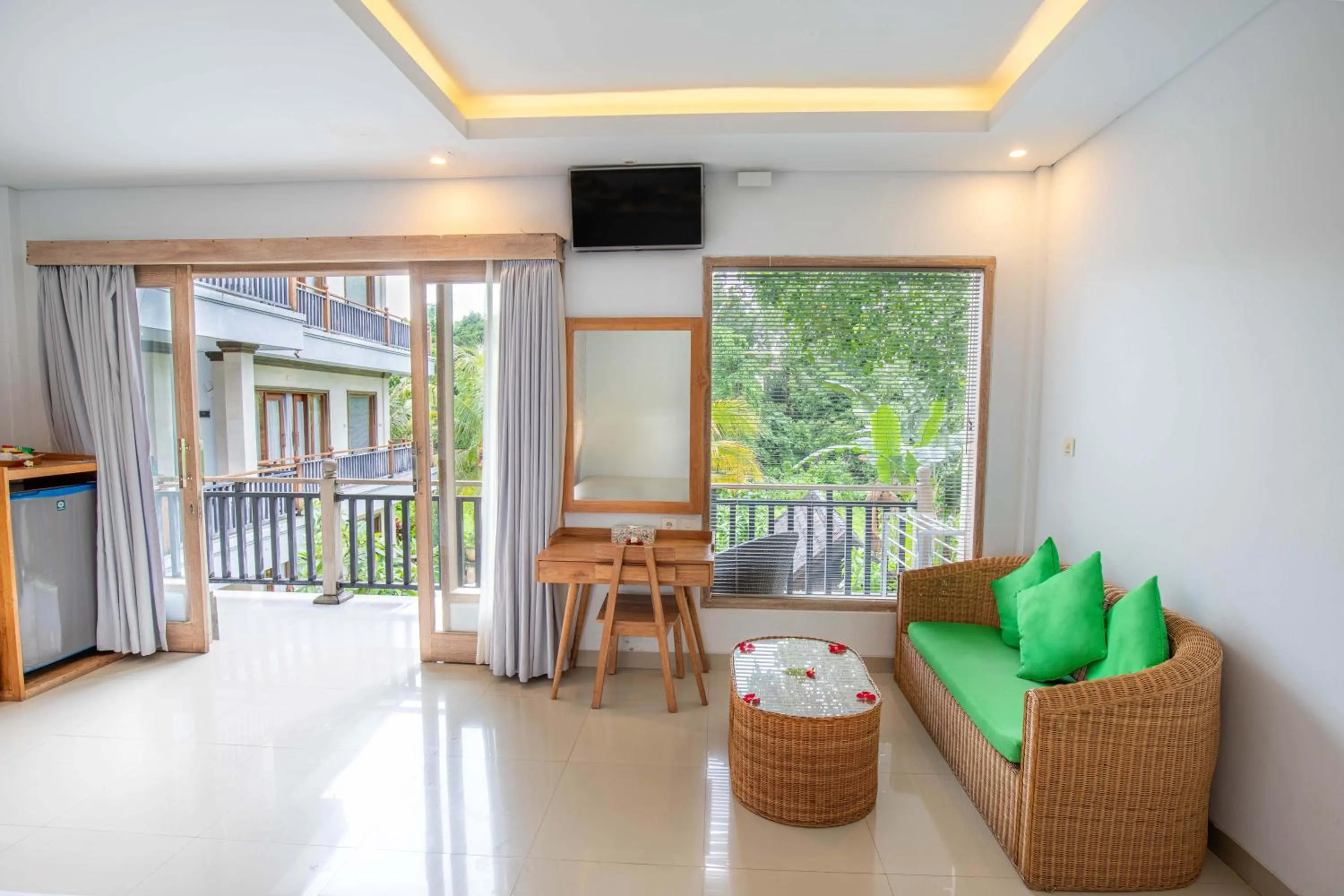 TV and multimedia in Amoya Inn