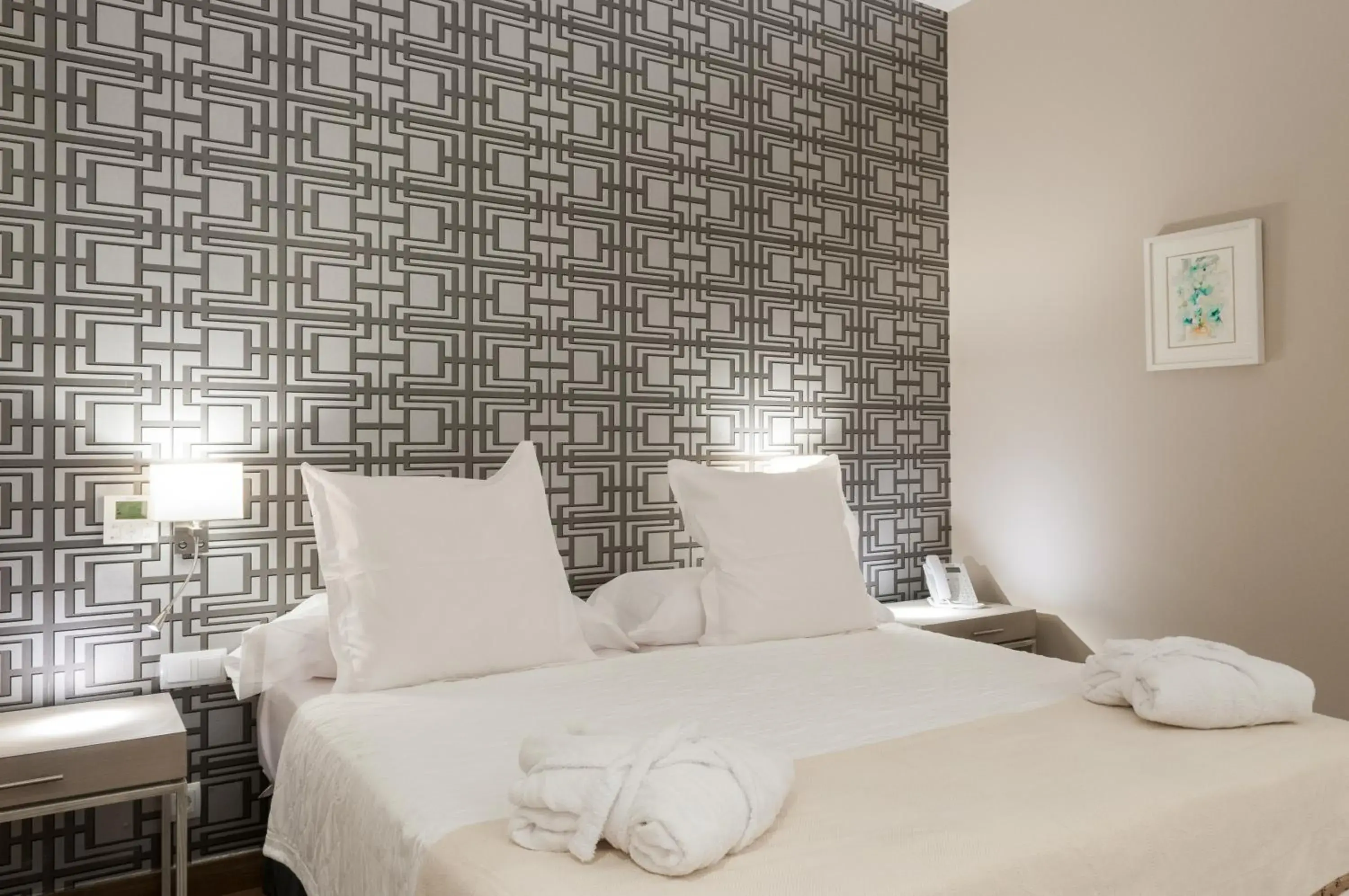 Bed in Suites Murillo Catedral Bed in Suites Murillo Catedral