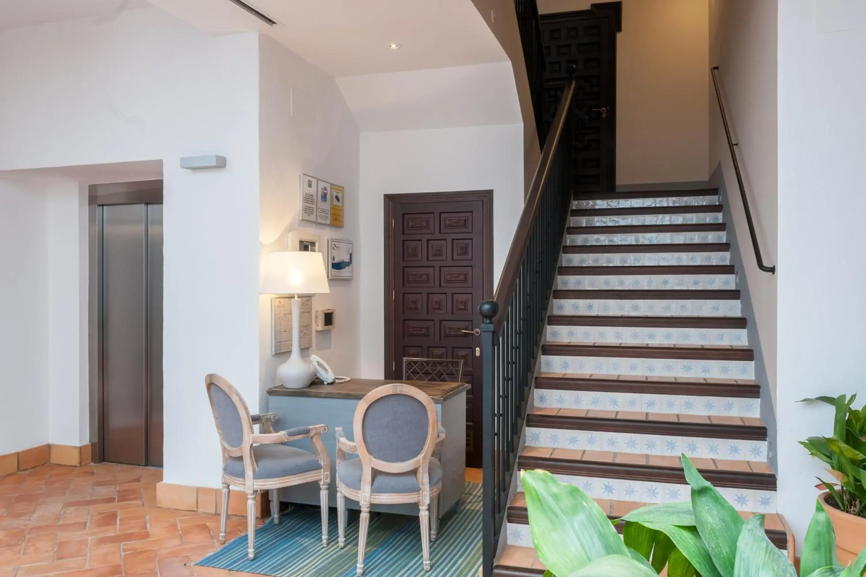 Lobby or reception in Suites Murillo Catedral Lobby or reception in Suites Murillo Catedral