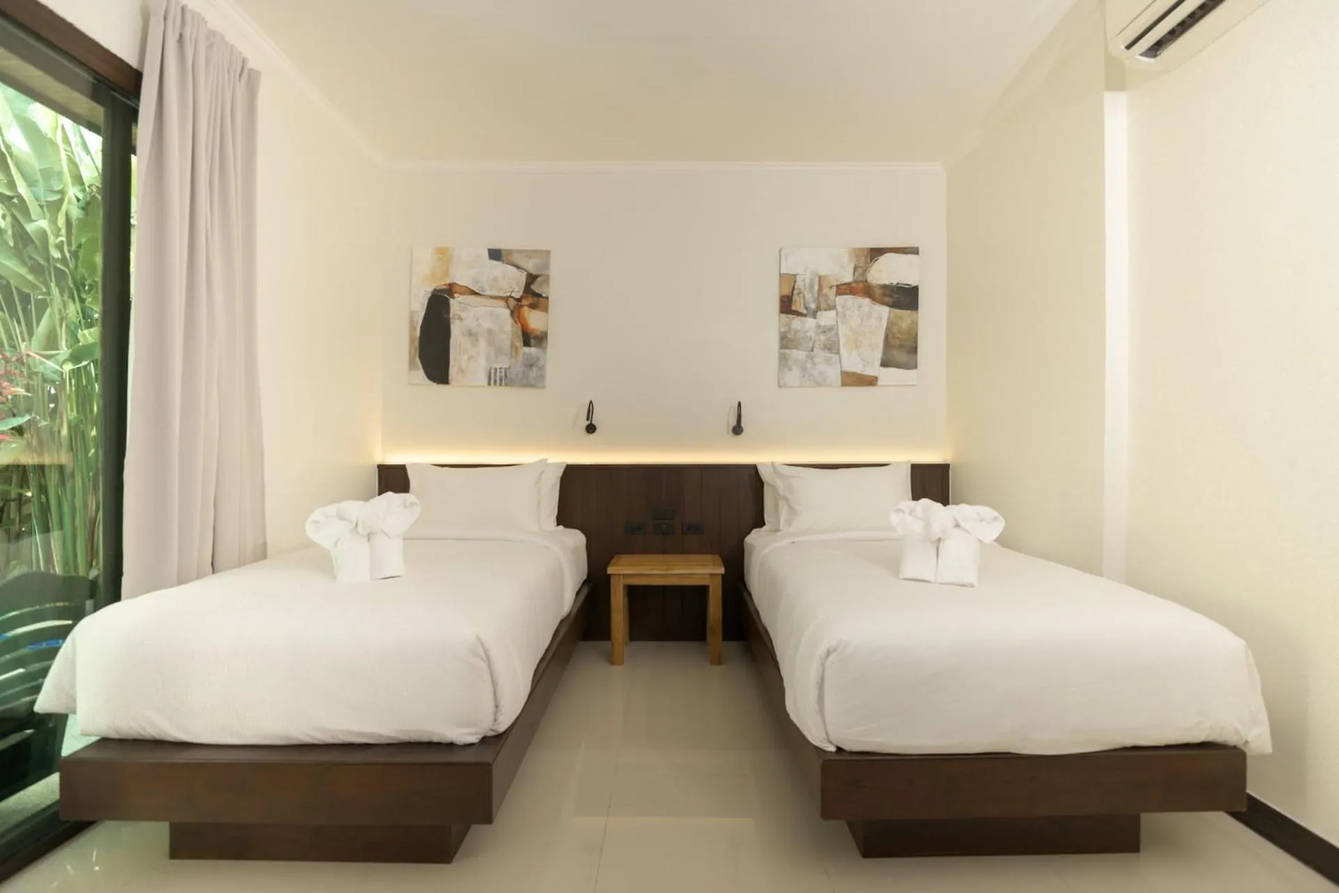 Bed in Green Garden Villa Hotel