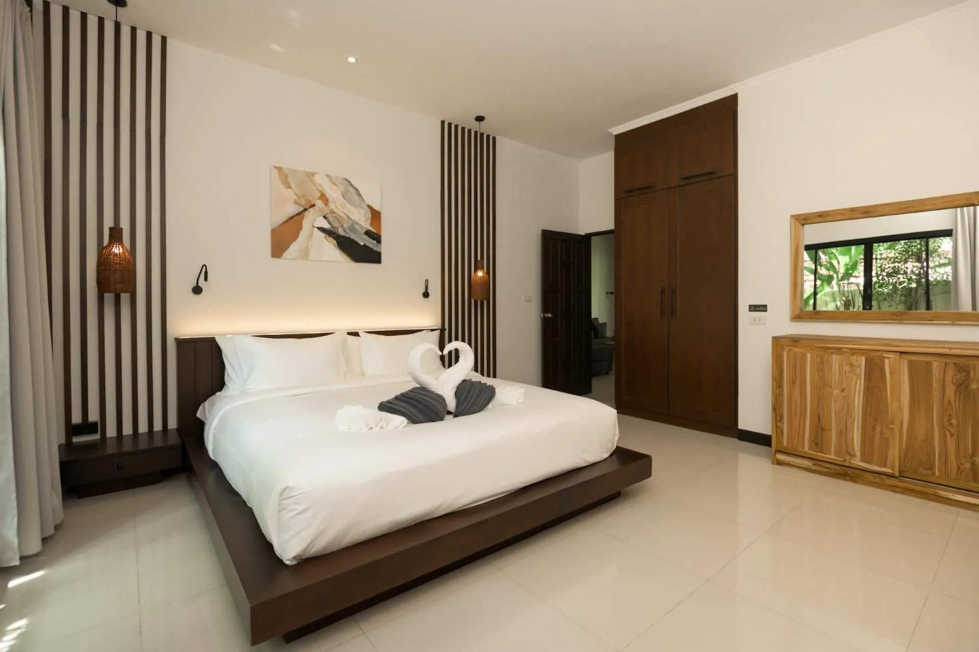 Bed in Green Garden Villa Hotel