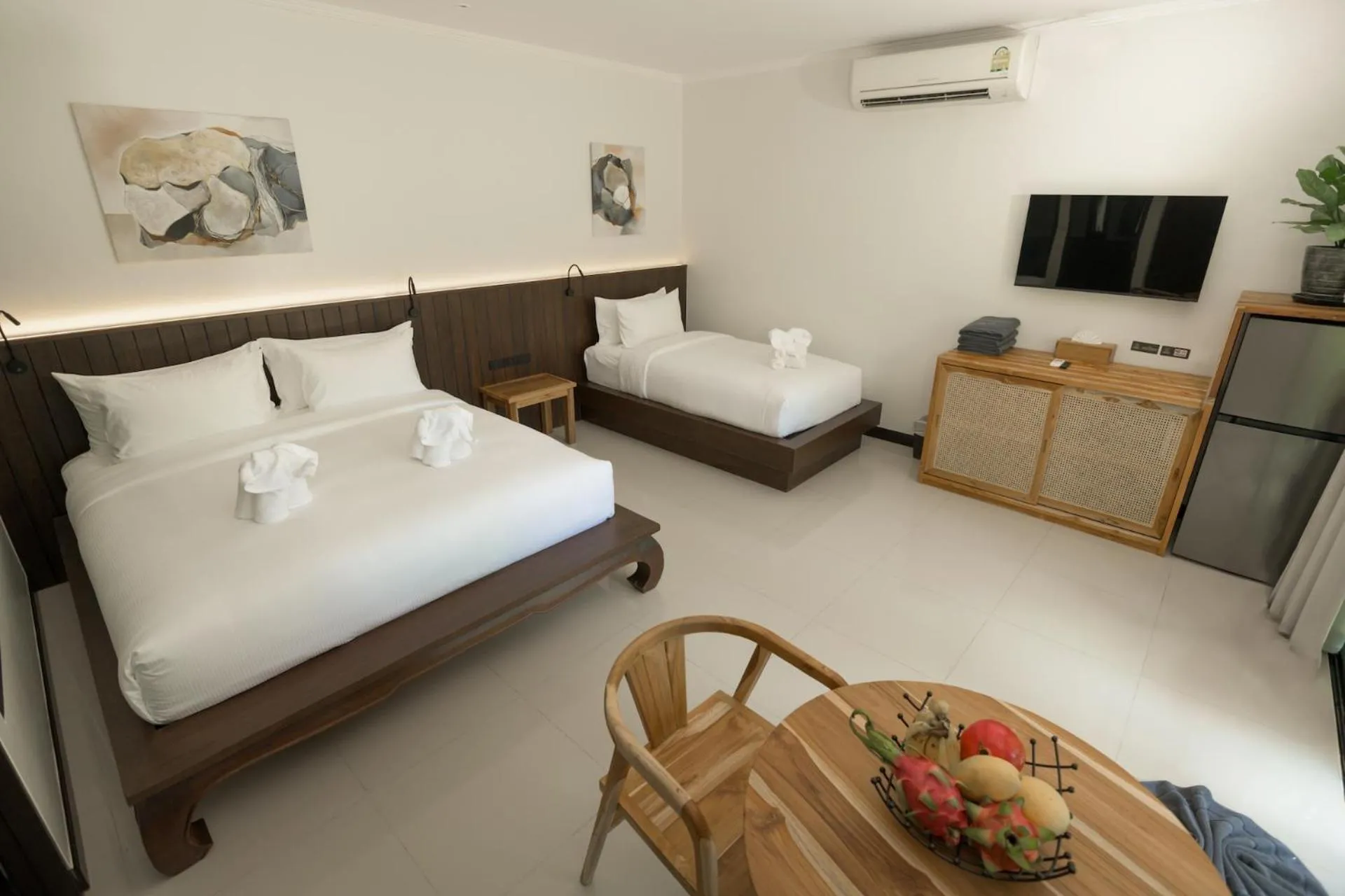 Bed in Green Garden Villa Hotel