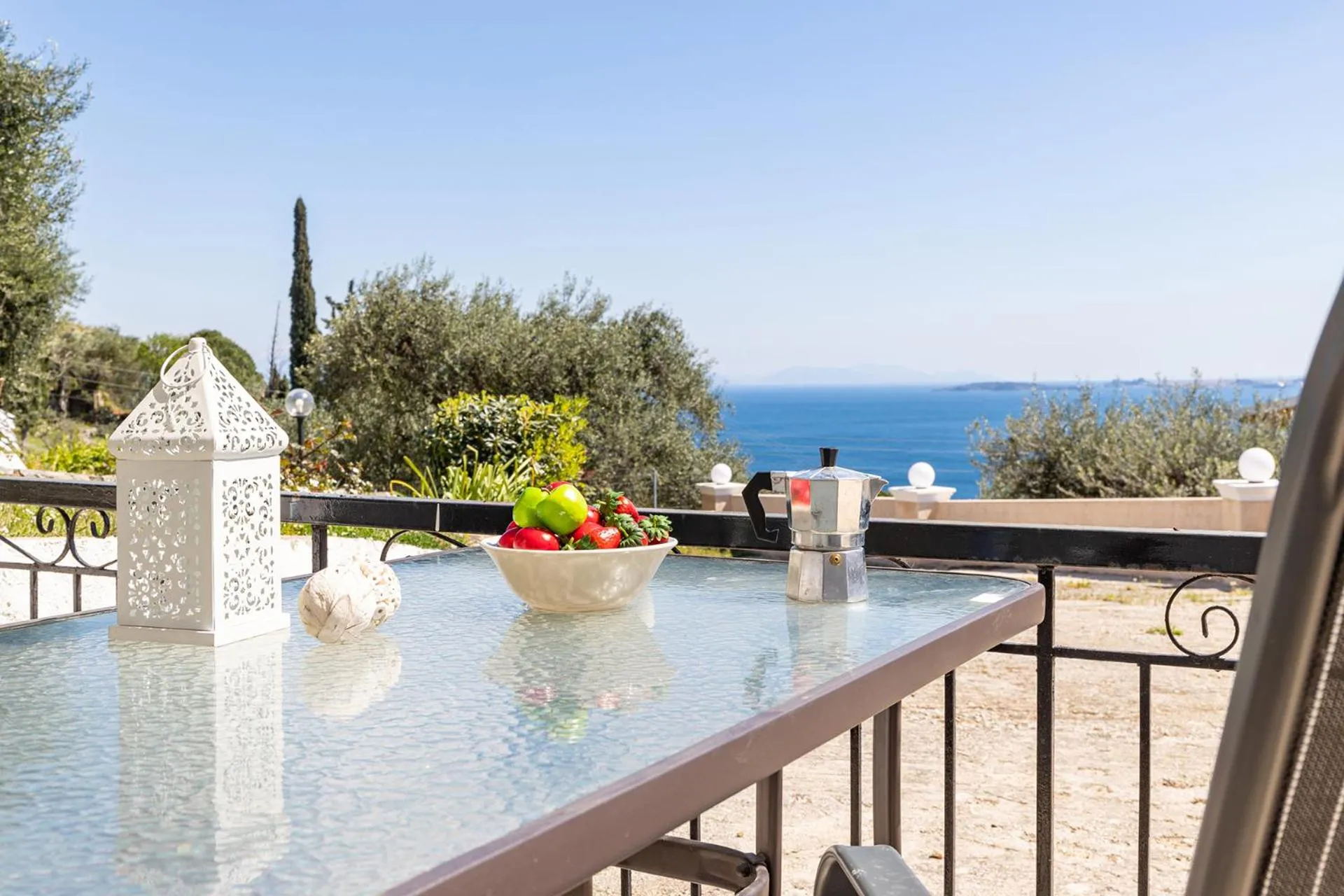 Patio in Katerina Horizon Apartments by Konnect - 1,8km from Ipsos beach