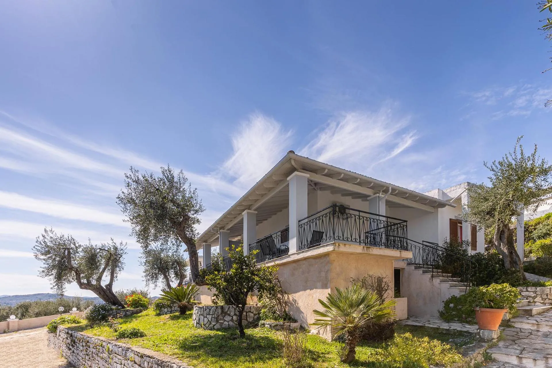 Property building in Katerina Horizon Apartments by Konnect - 1,8km from Ipsos beach