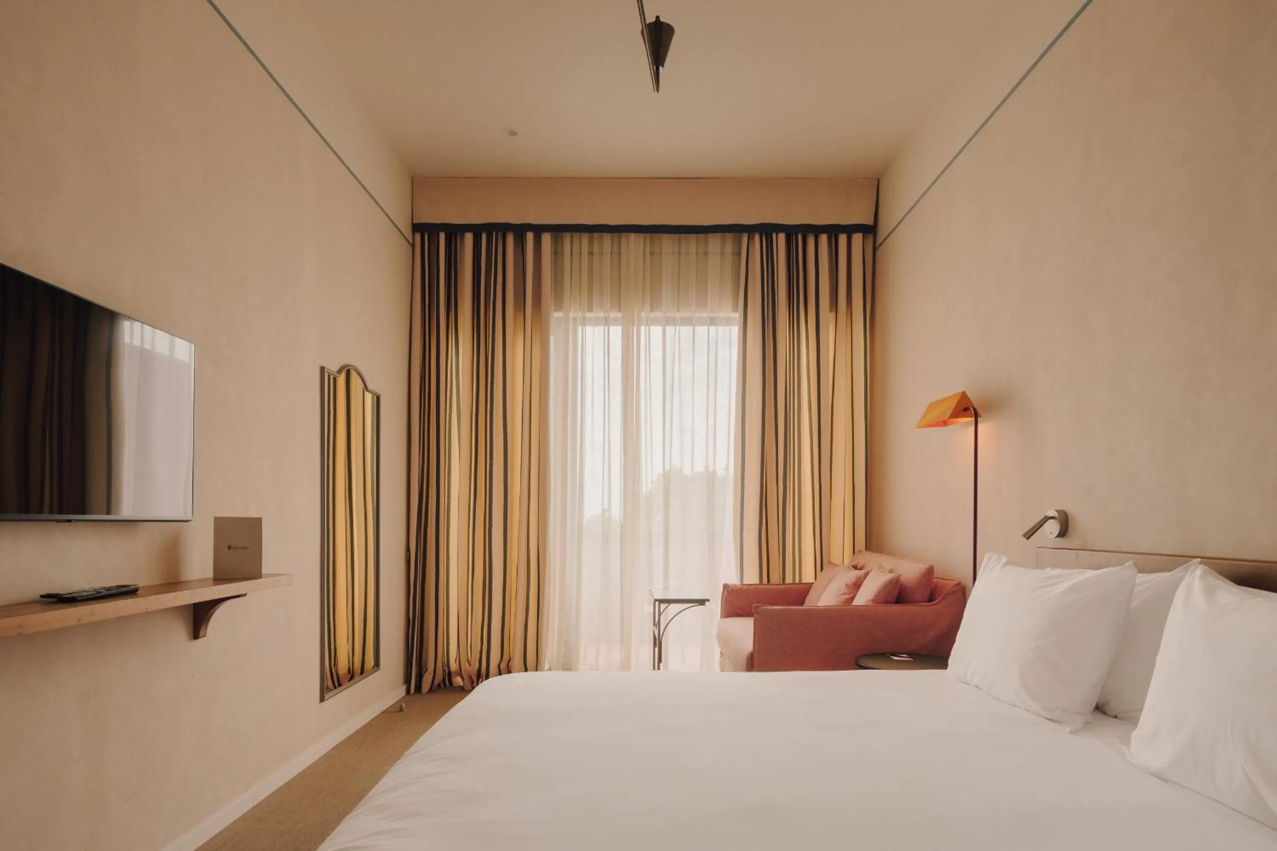 Bed in Pabellon Hotel