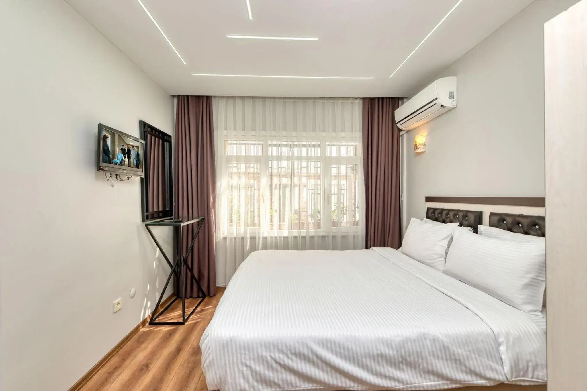 Apartment - single occupancy - Ground Floor in Bright Apart Hotel Apartment - single occupancy - Ground Floor in Bright Apart Hotel