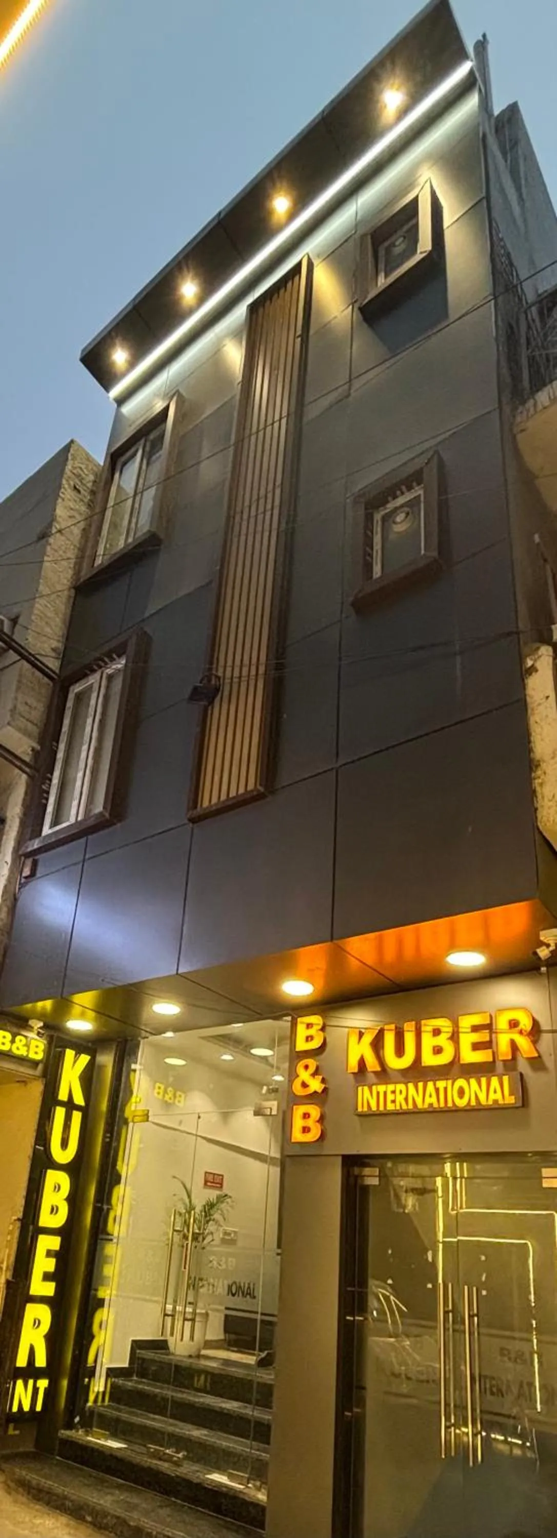 Hotel Kuber International-IGI Airport Delhi