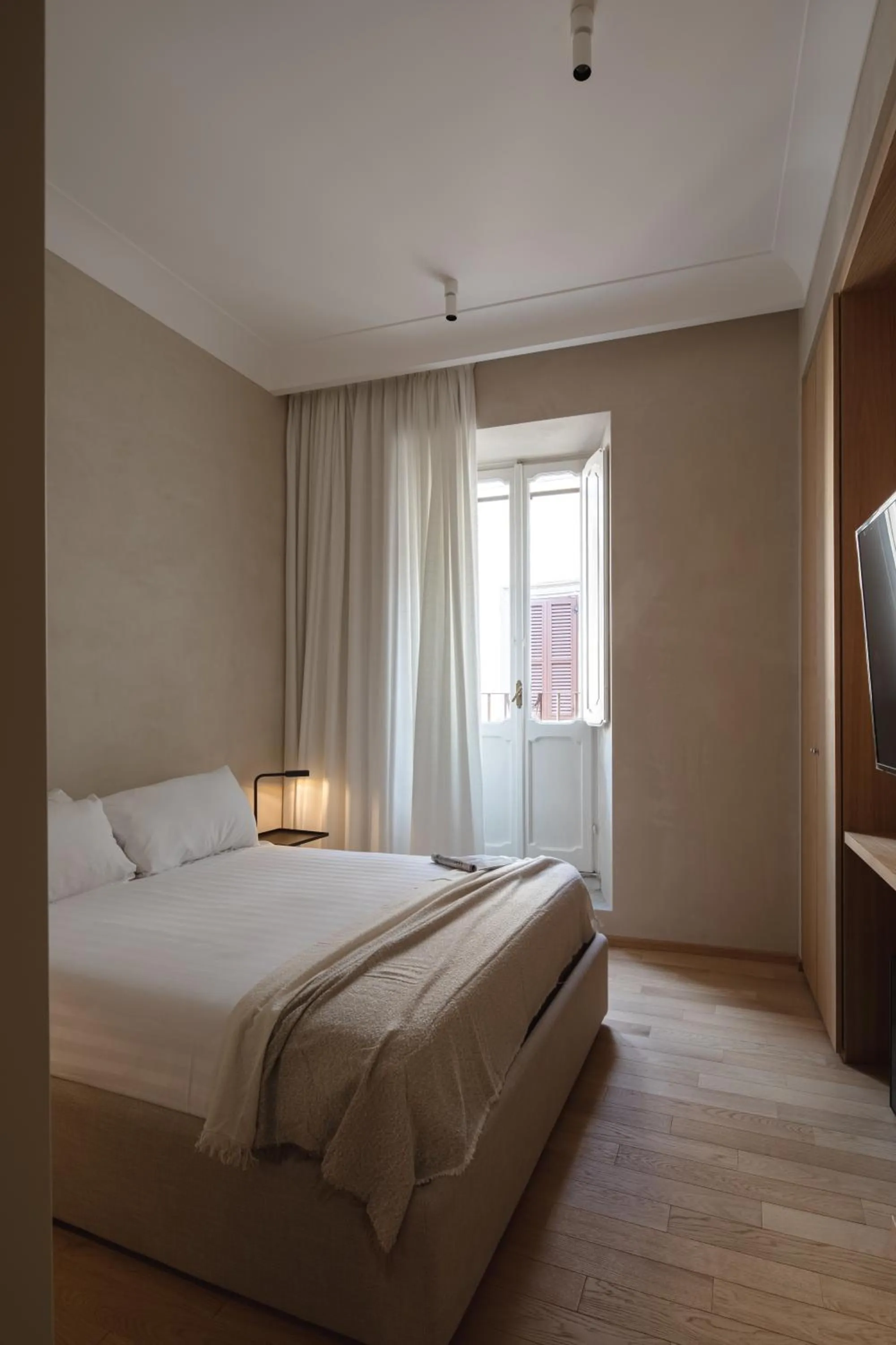 Bed in The Spanish Suite Campo de' Fiori