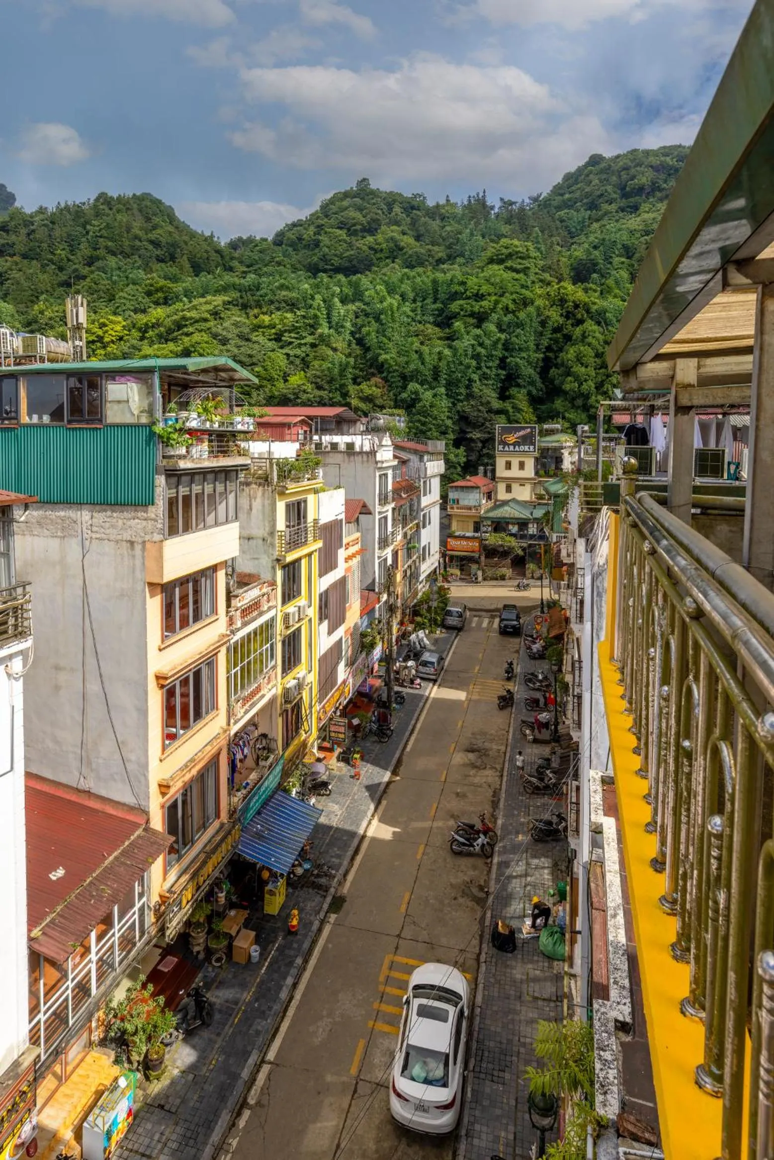 Day in July House Central Sapa