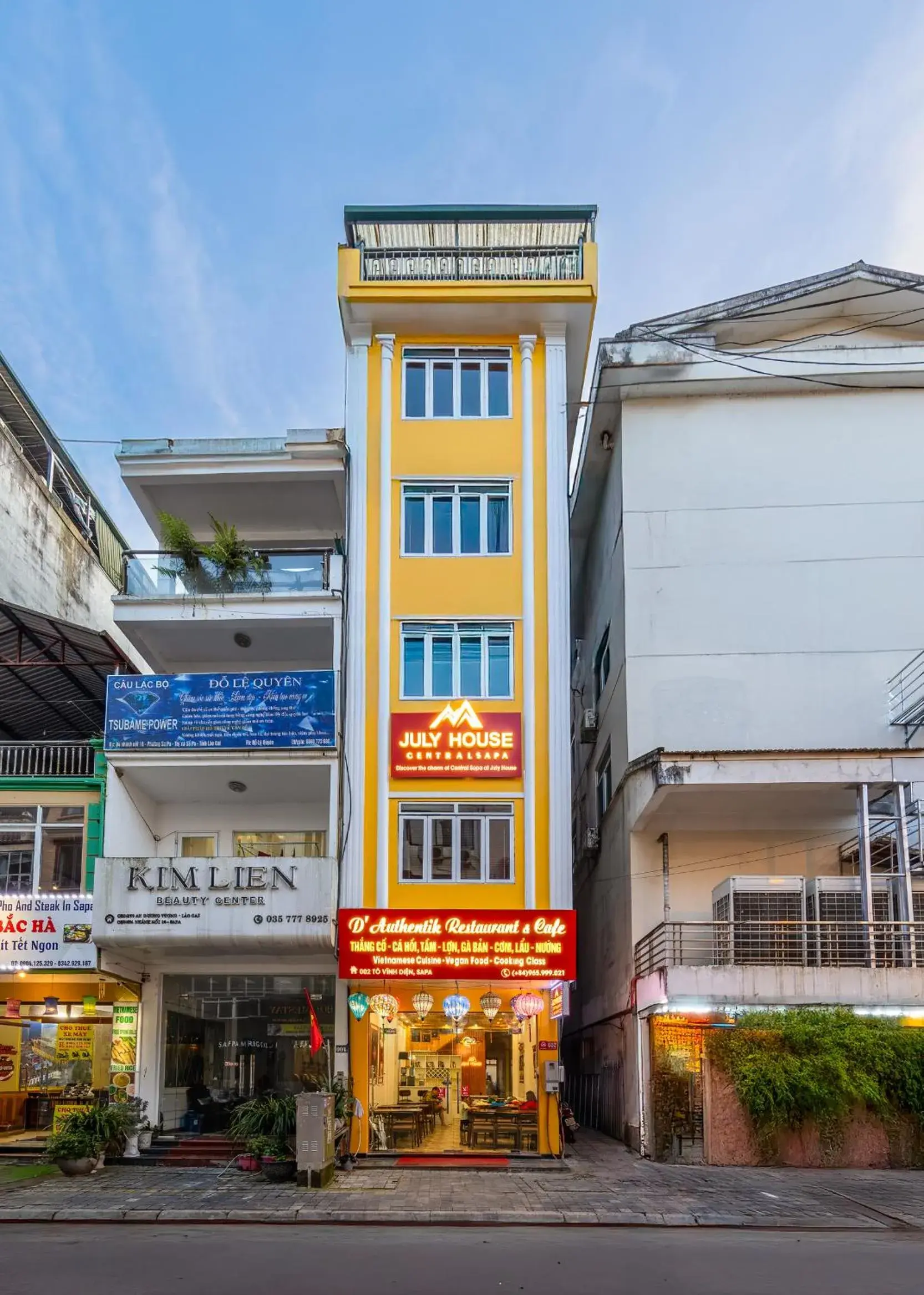 Property building in July House Central Sapa Property building in July House Central Sapa