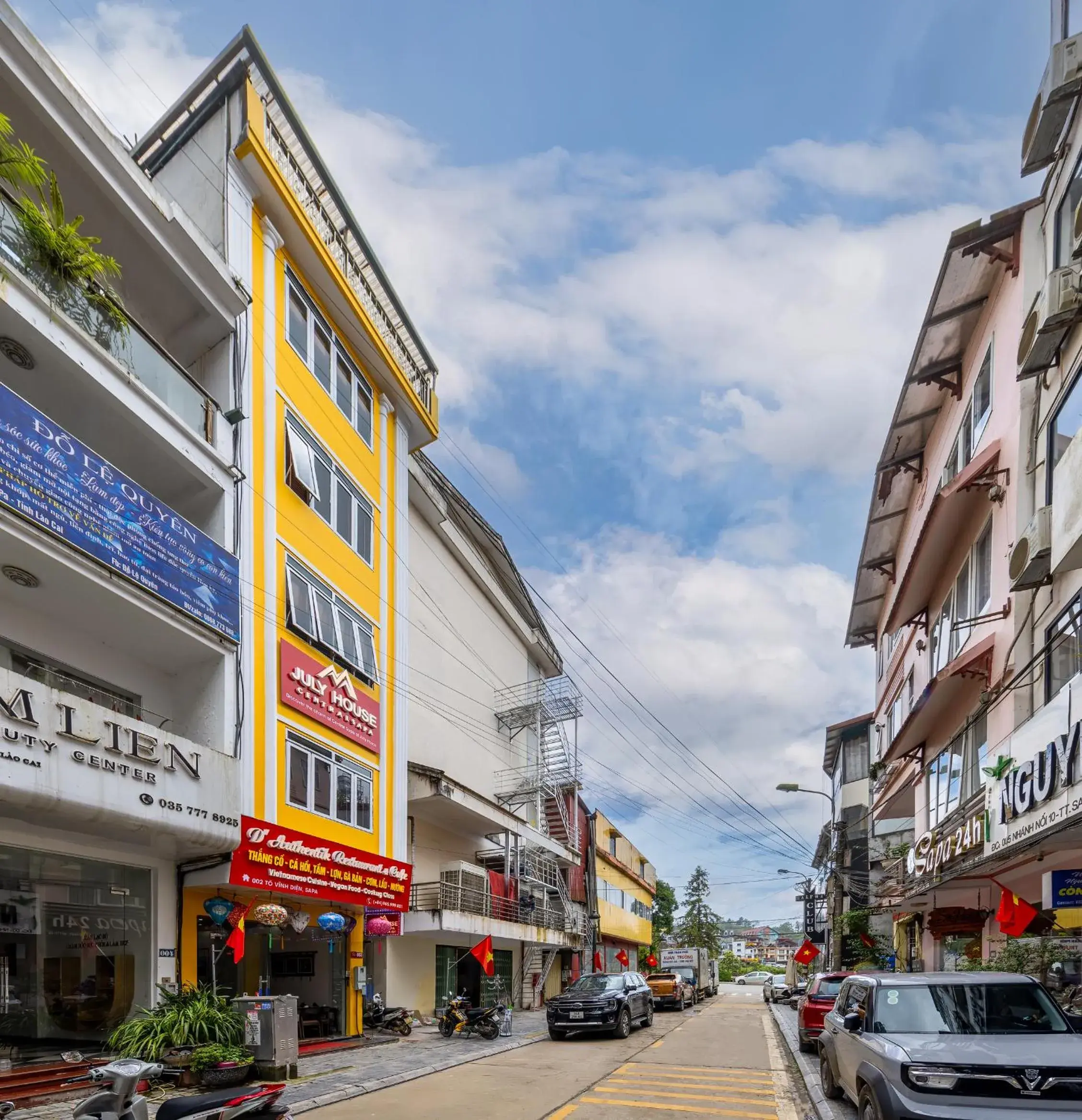 Property building in July House Central Sapa Property building in July House Central Sapa