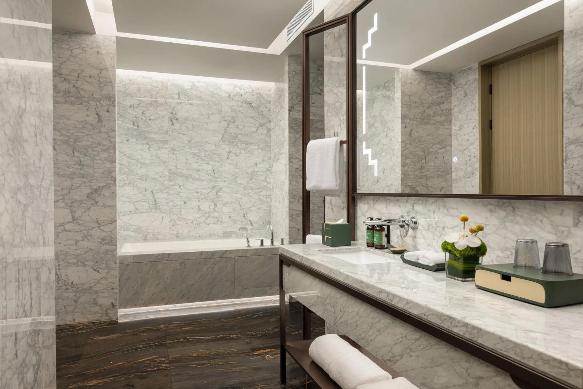 Photo of the whole room in Crowne Plaza Putian by IHG