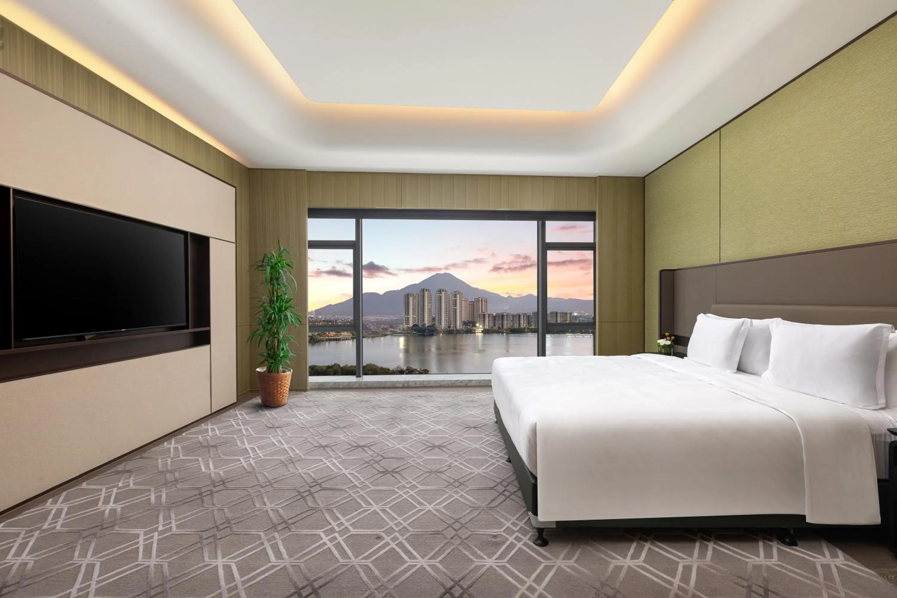 Bedroom, Bed in Crowne Plaza Putian by IHG