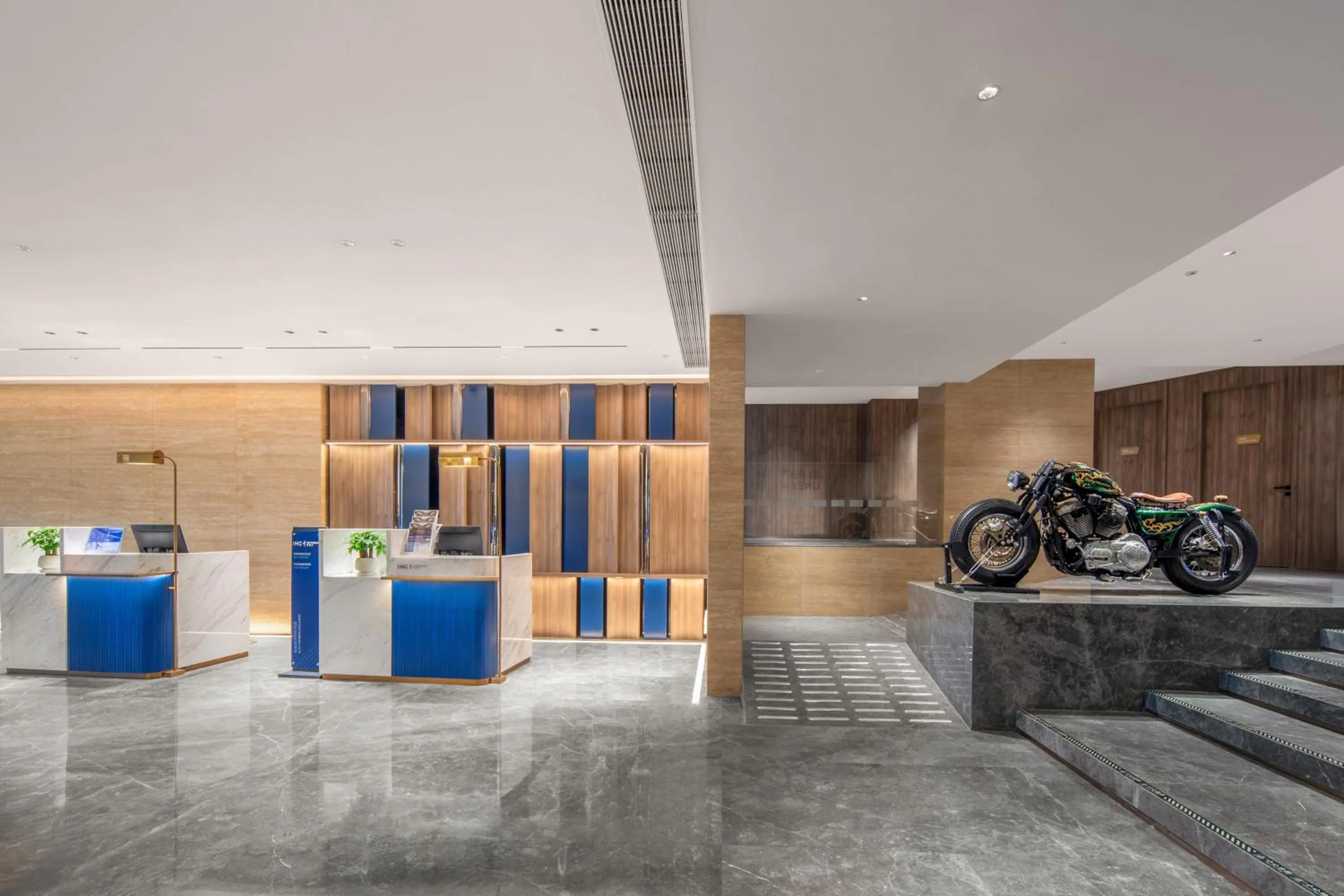 Lobby or reception in Holiday Inn Express Yibin Xuzhou by IHG