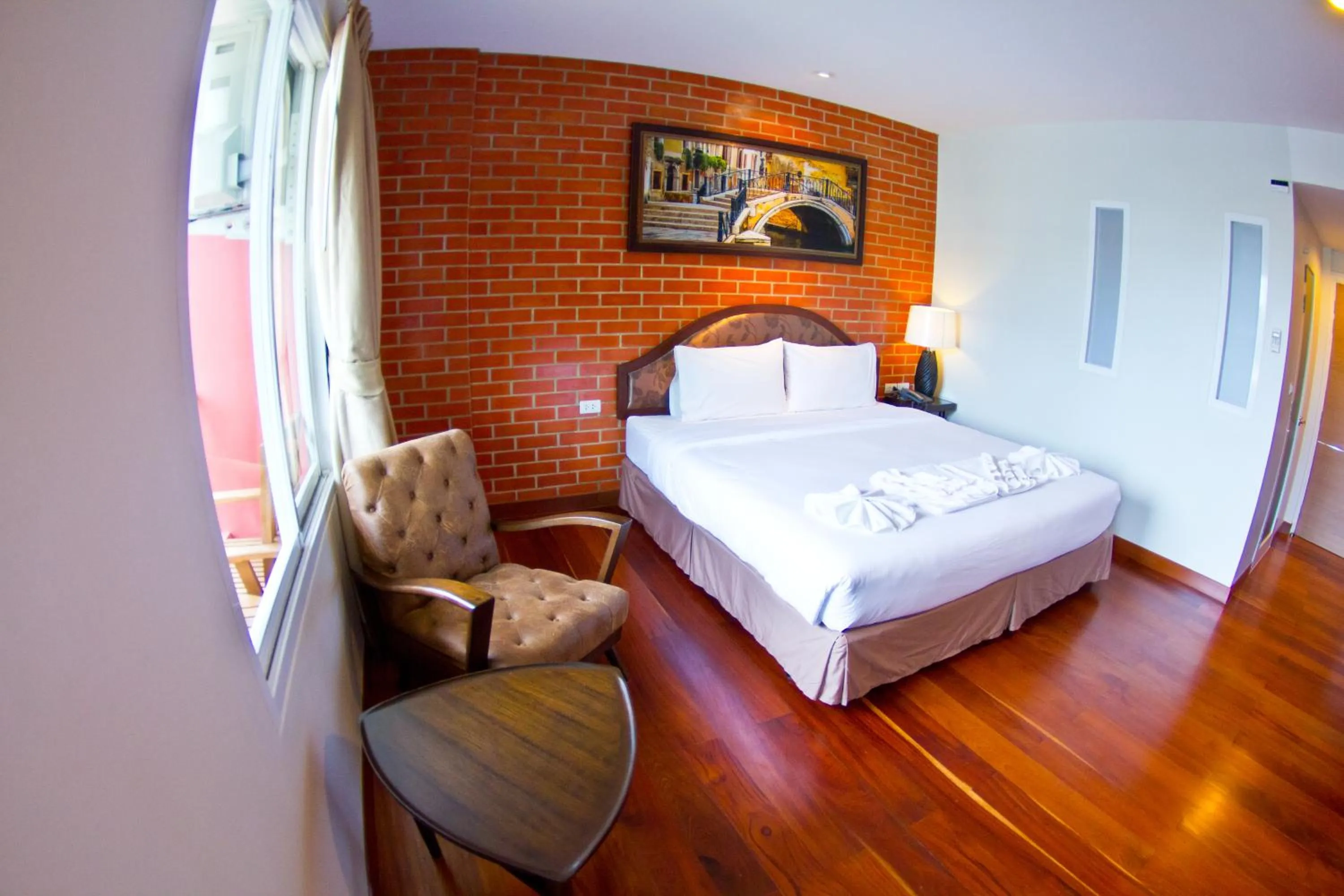 Balcony/Terrace, Bed in Coasta Bangsaen