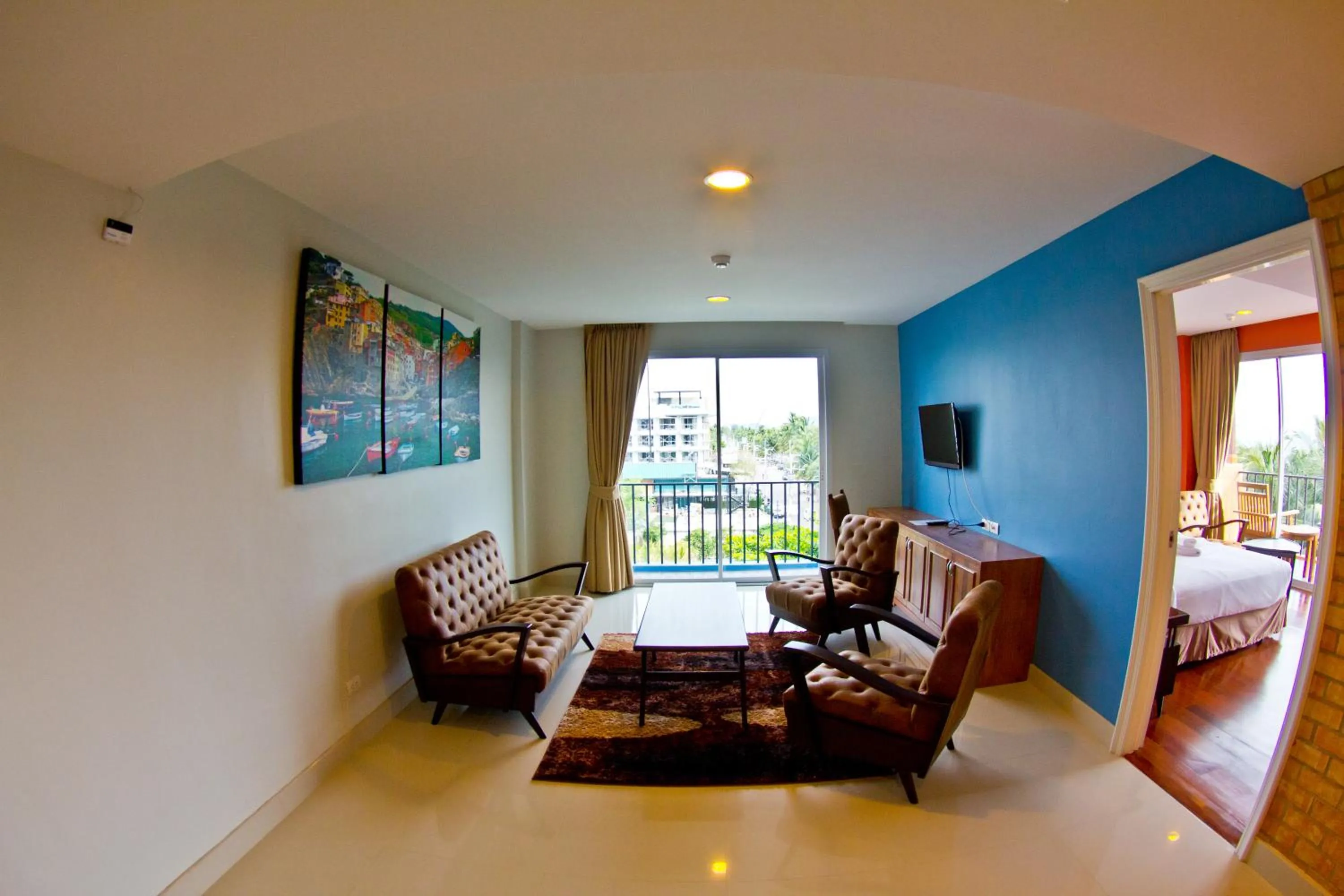 Living room, Bed in Coasta Bangsaen