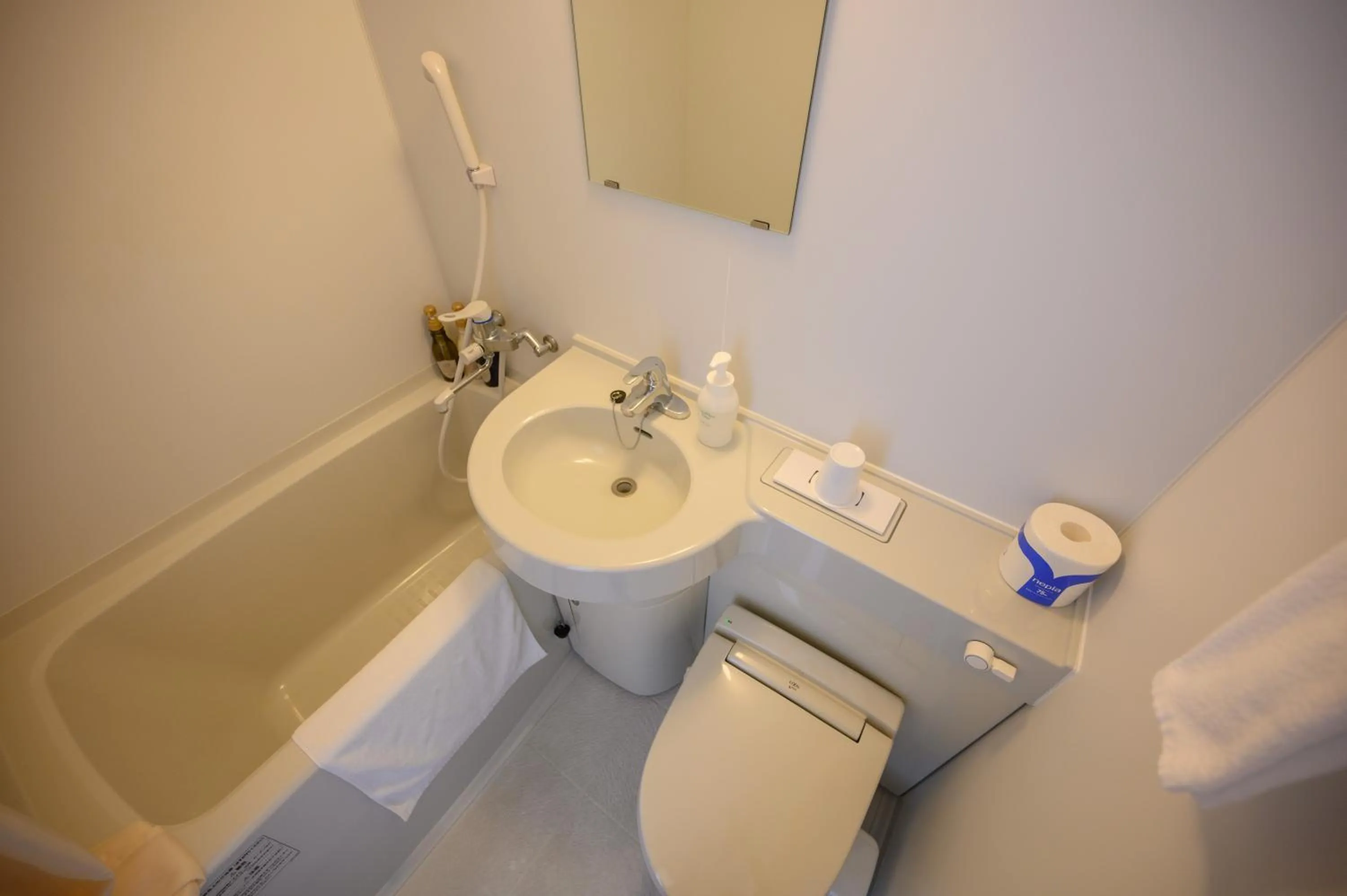 Toilet in Hotel Emerald Isle Ishigakijima