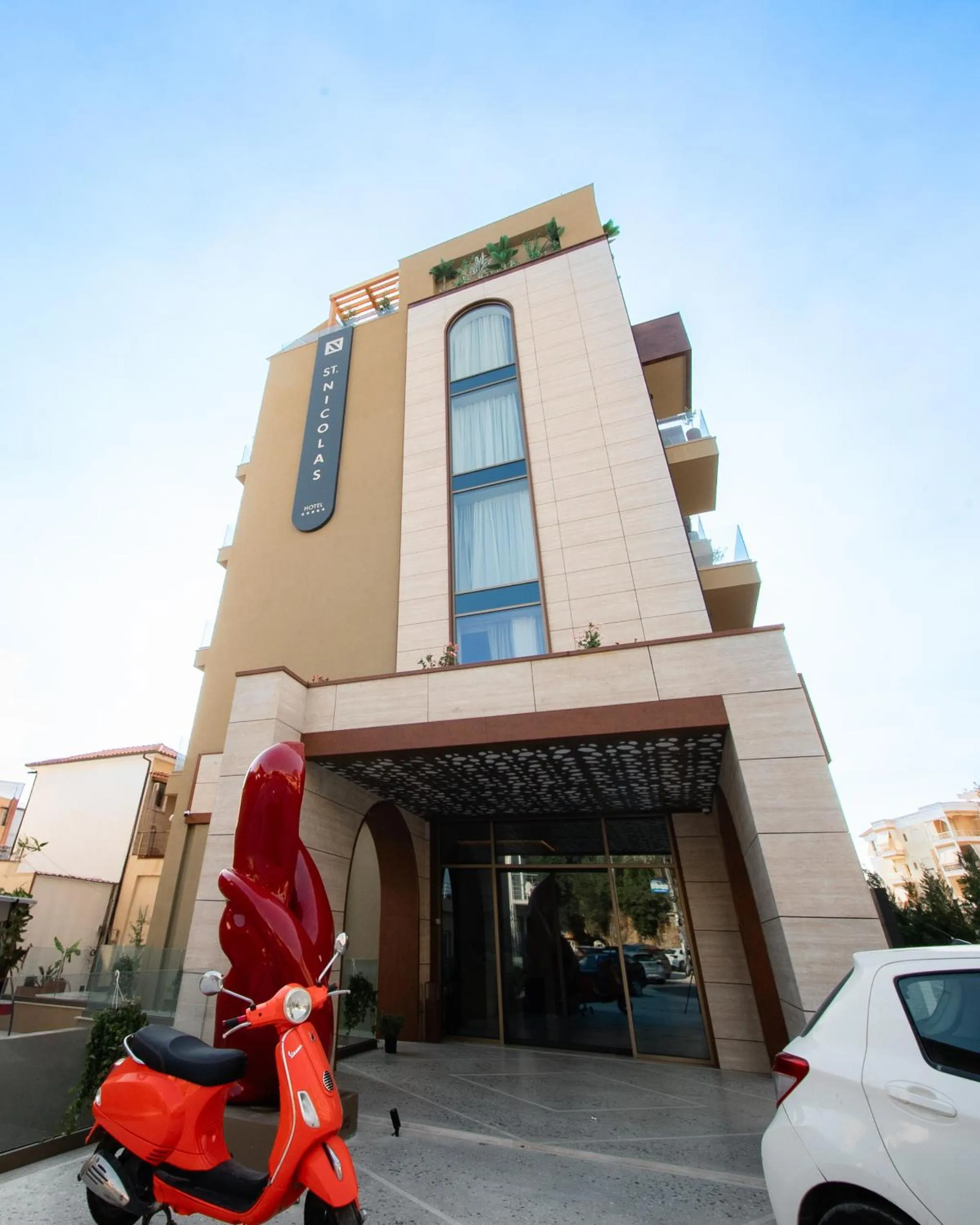 Day in Saint Nicolas Hotel