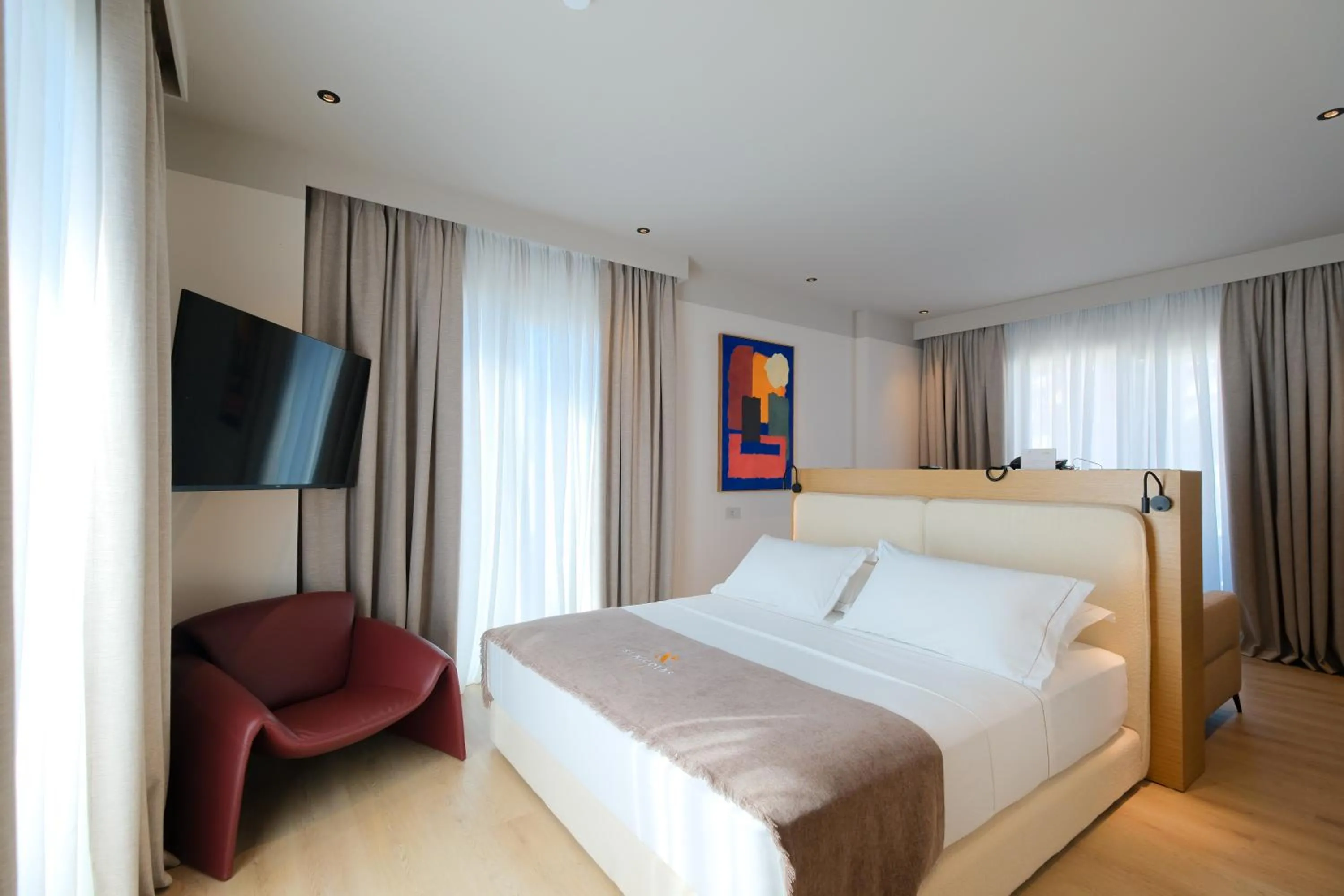 Bed in Saint Nicolas Hotel