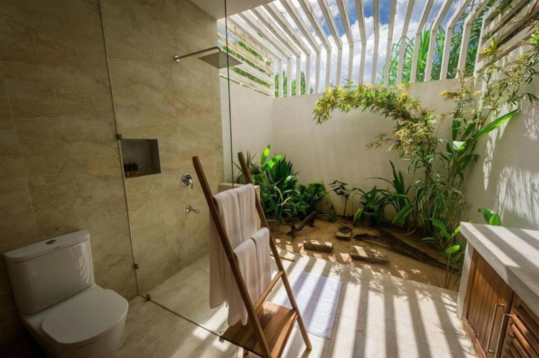 Bathroom in Soul Wellness and Ayurveda Resort-All Meals and Treatments Included