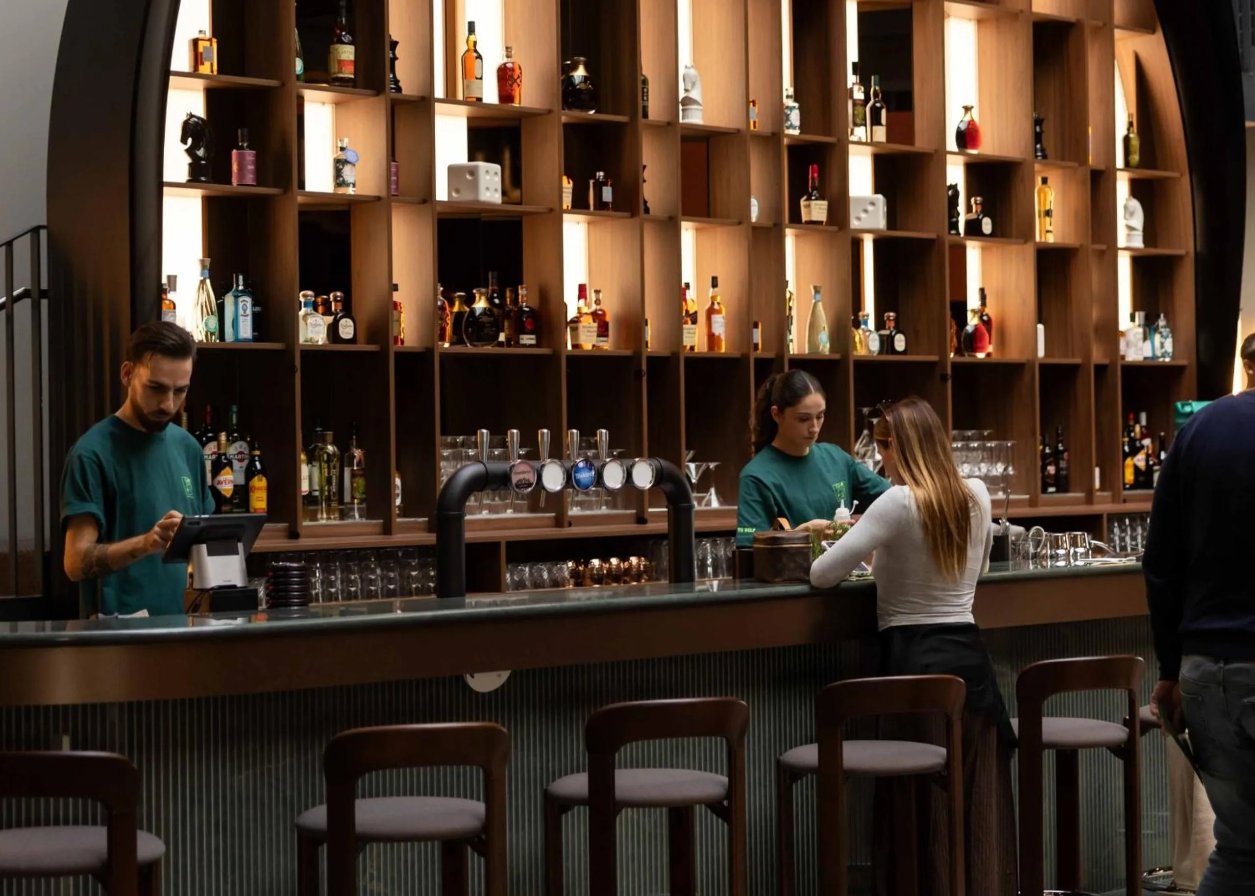 Restaurant/places to eat in NOTO Hotel