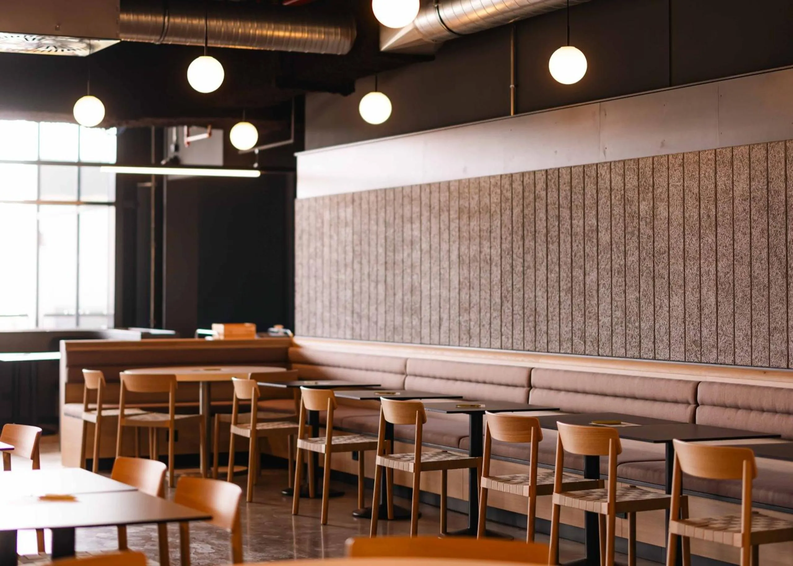 Restaurant/places to eat in NOTO Hotel