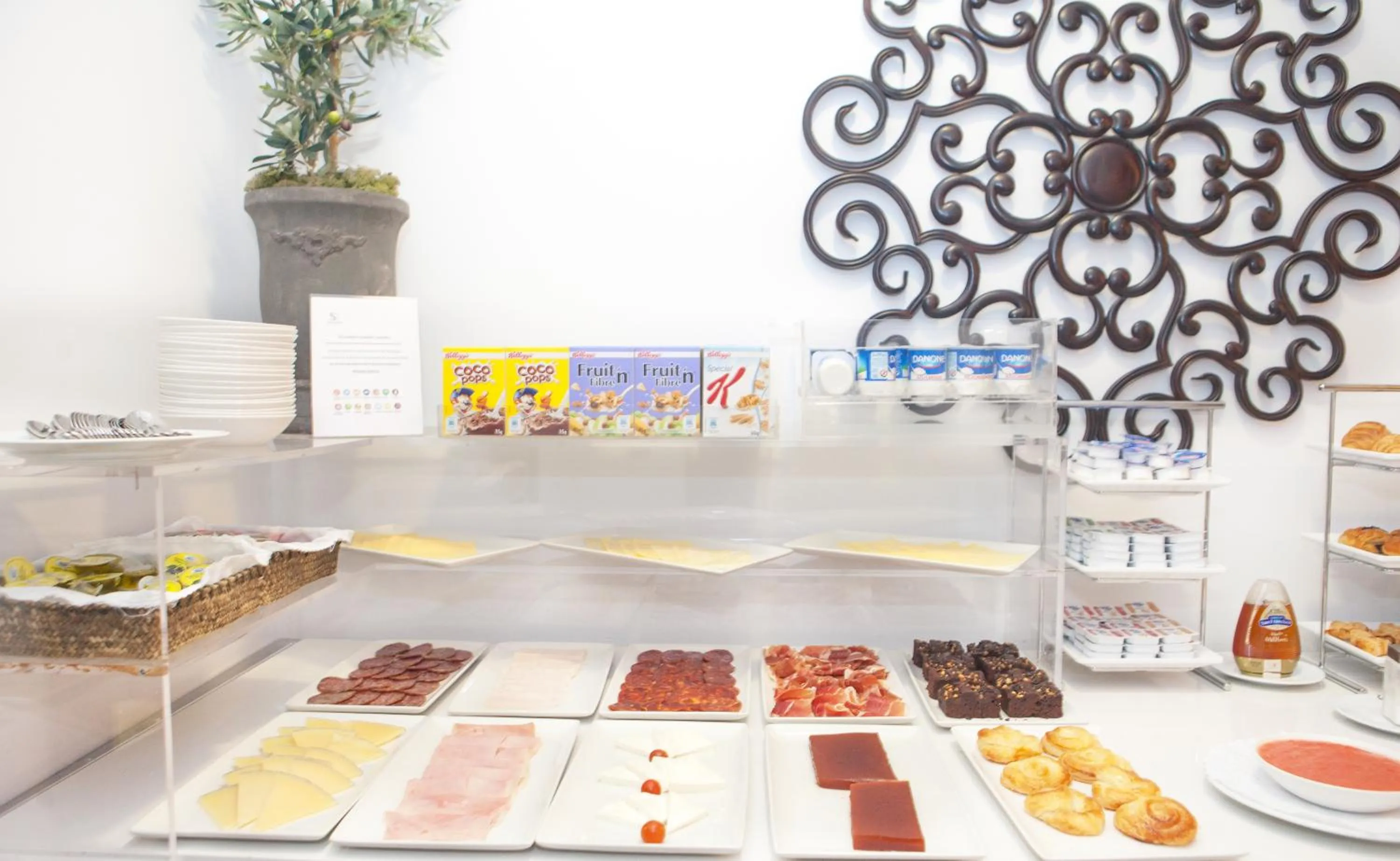 Buffet breakfast in Soho Boutique Casa Don Fernando