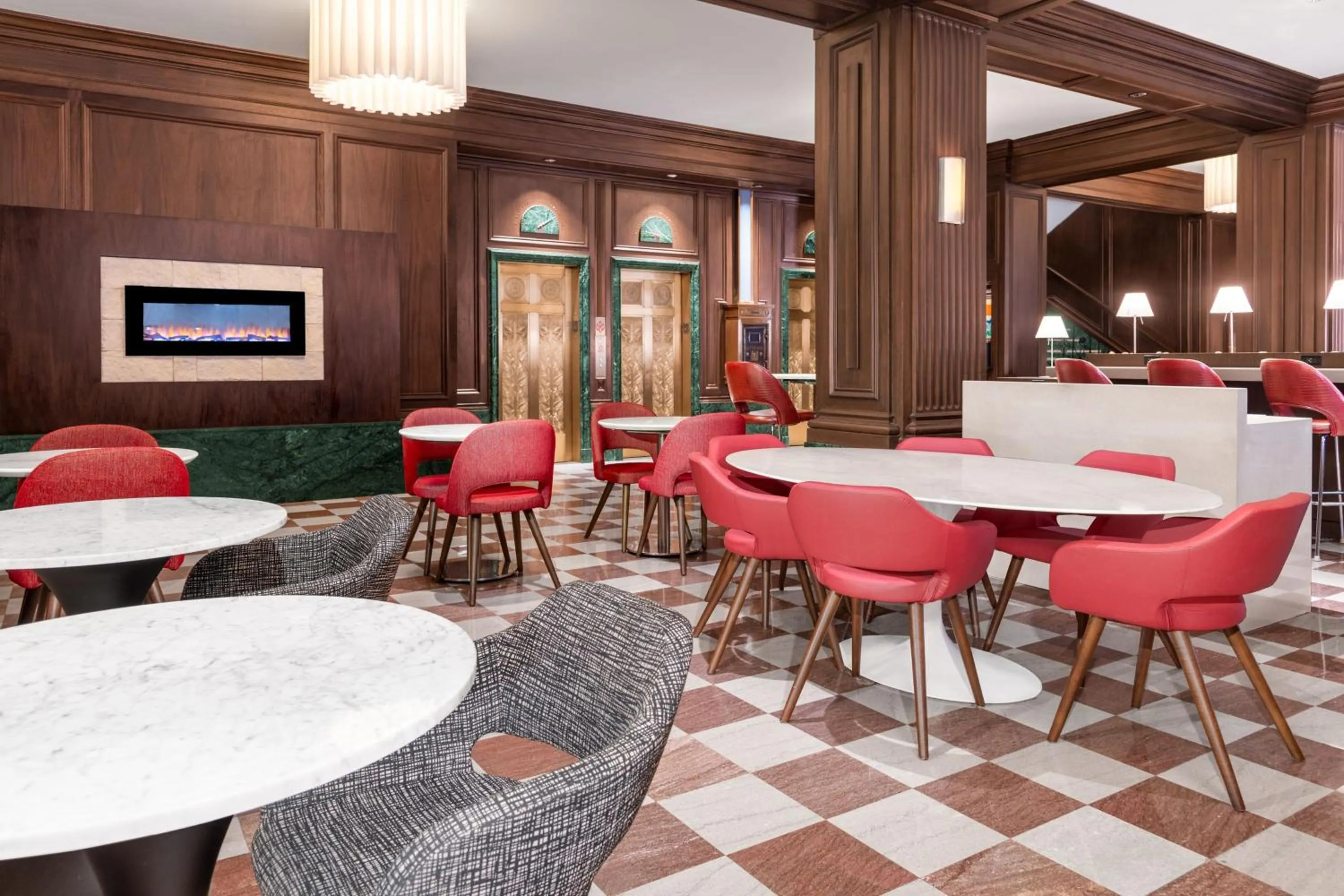 Lobby or reception in Courtyard St. Louis Downtown/Convention Center