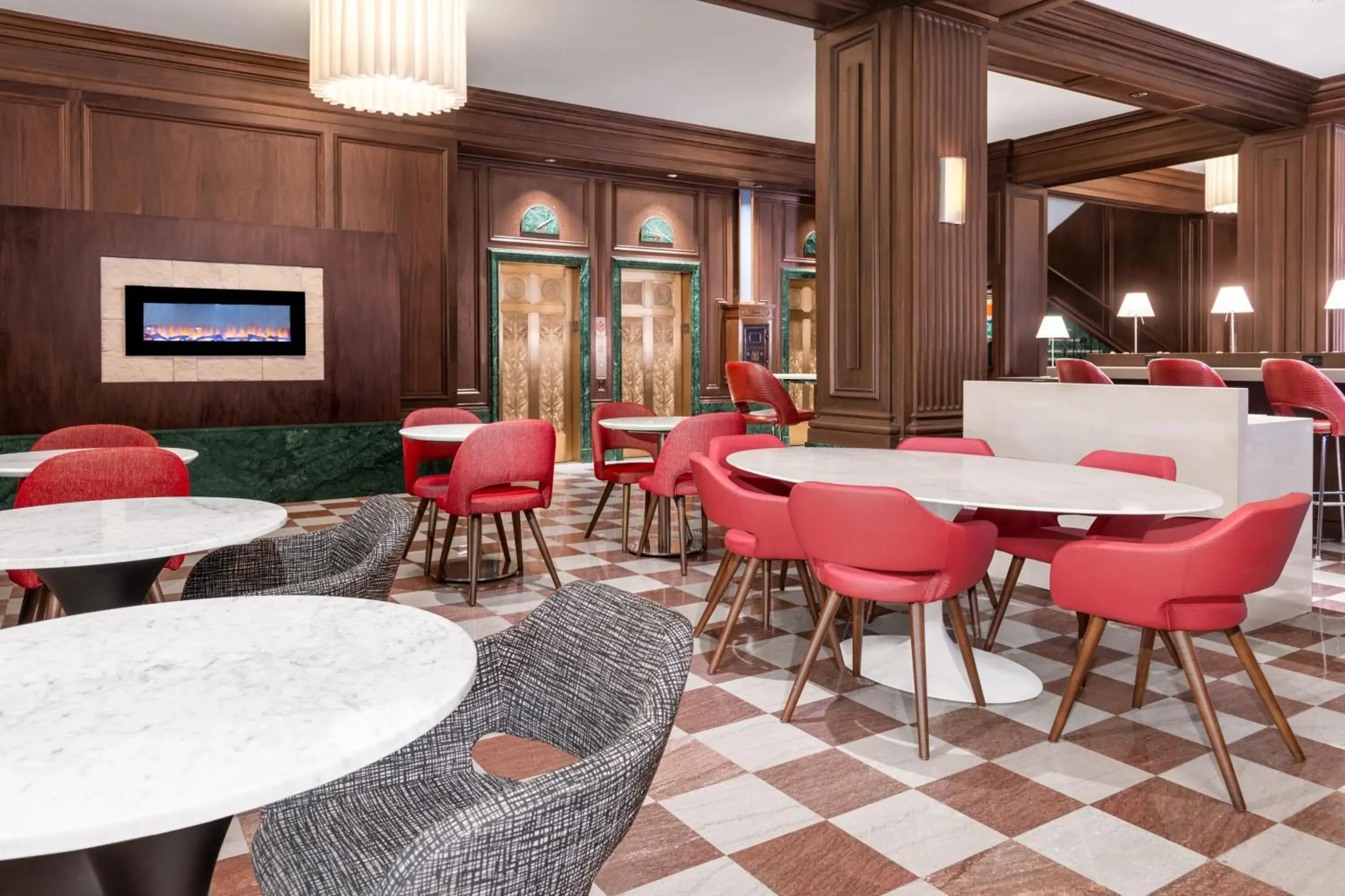 Lobby or reception in Courtyard St. Louis Downtown/Convention Center Lobby or reception in Courtyard St. Louis Downtown/Convention Center