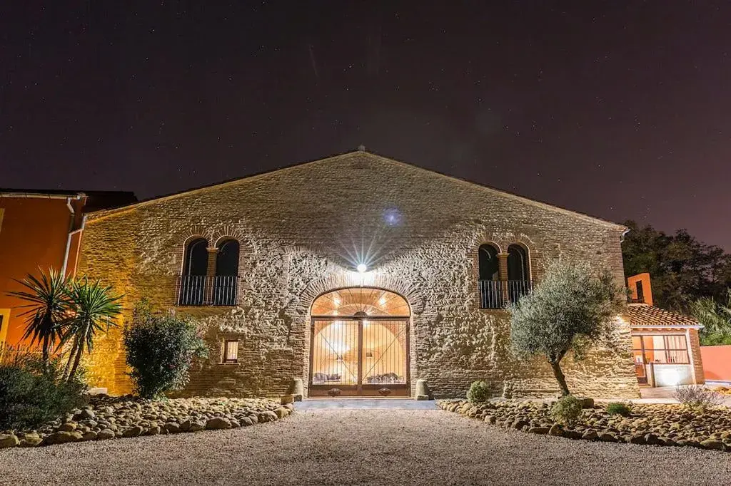 Deluxe Double or Twin Room in Mas Latour Lavail Deluxe Double or Twin Room in Mas Latour Lavail