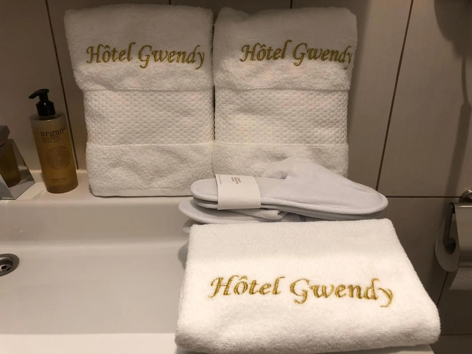 Bathroom in Appart-Hotel Gwendy