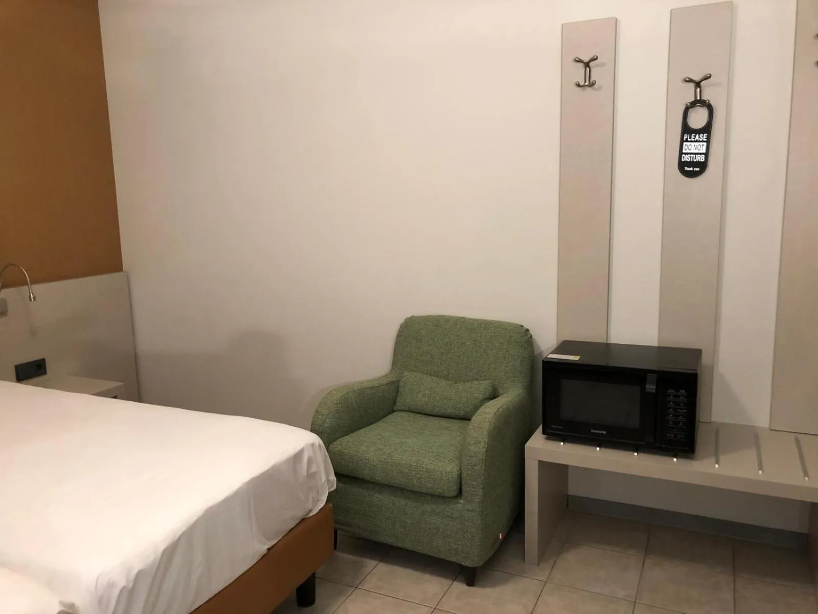 Bedroom, Bed in Appart-Hotel Gwendy