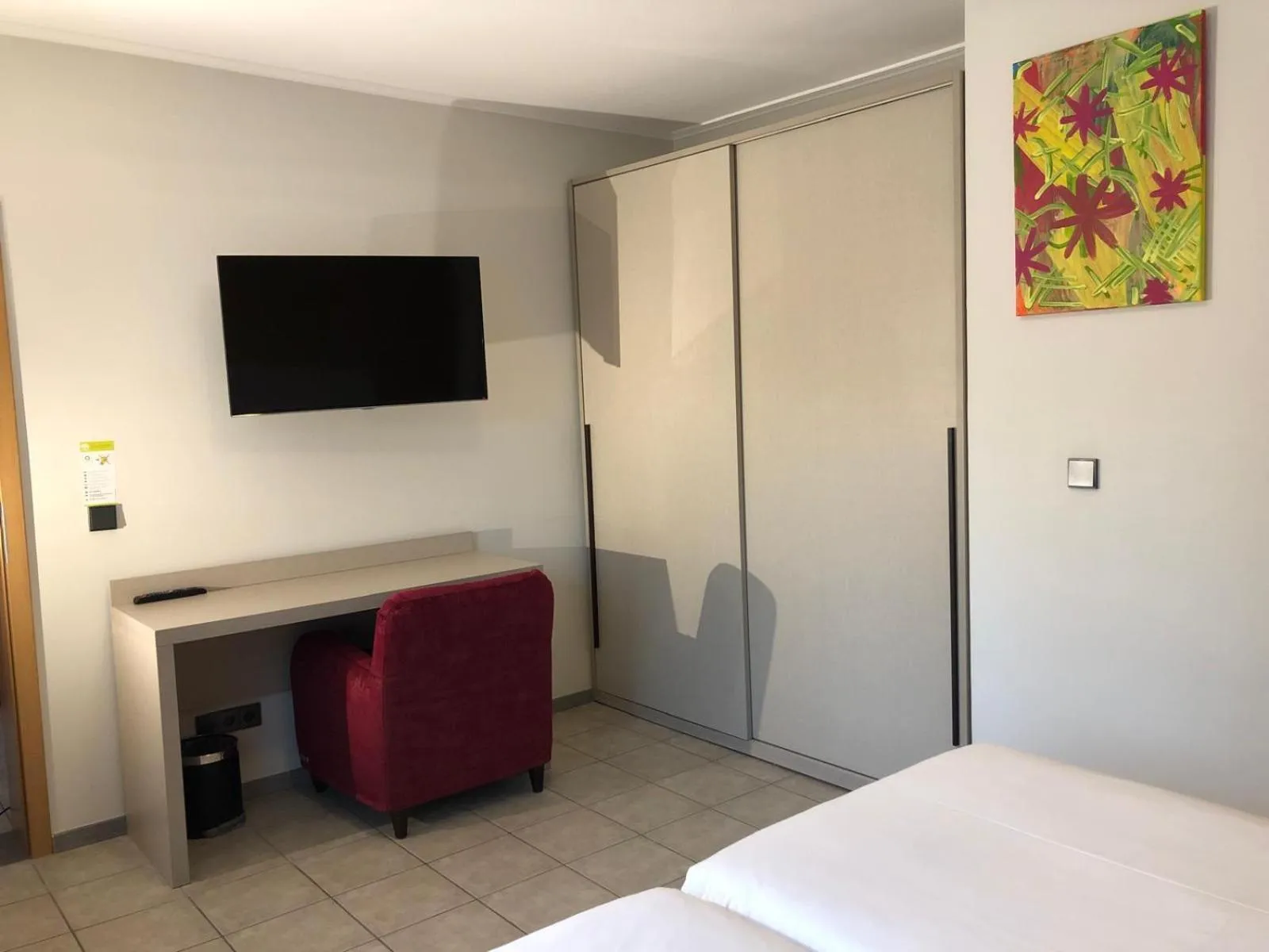 Bedroom, Bed in Appart-Hotel Gwendy