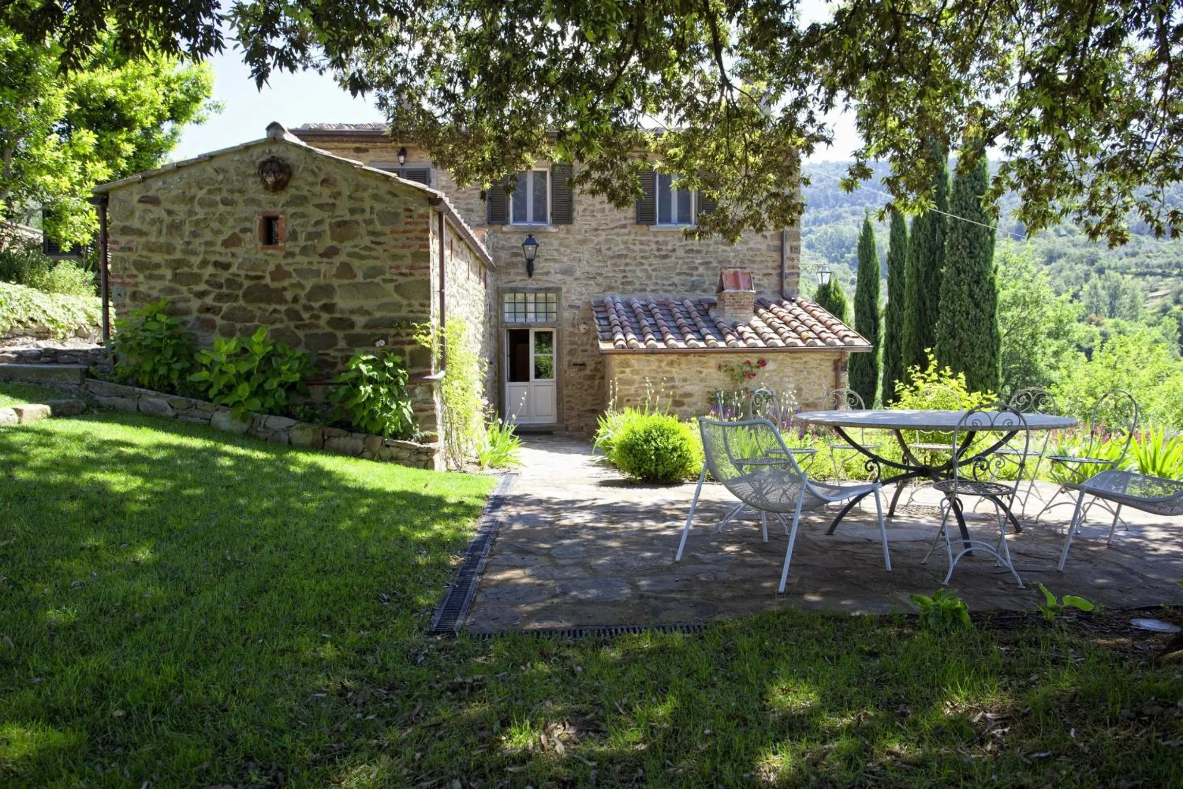 Property building in Villa San Pietro