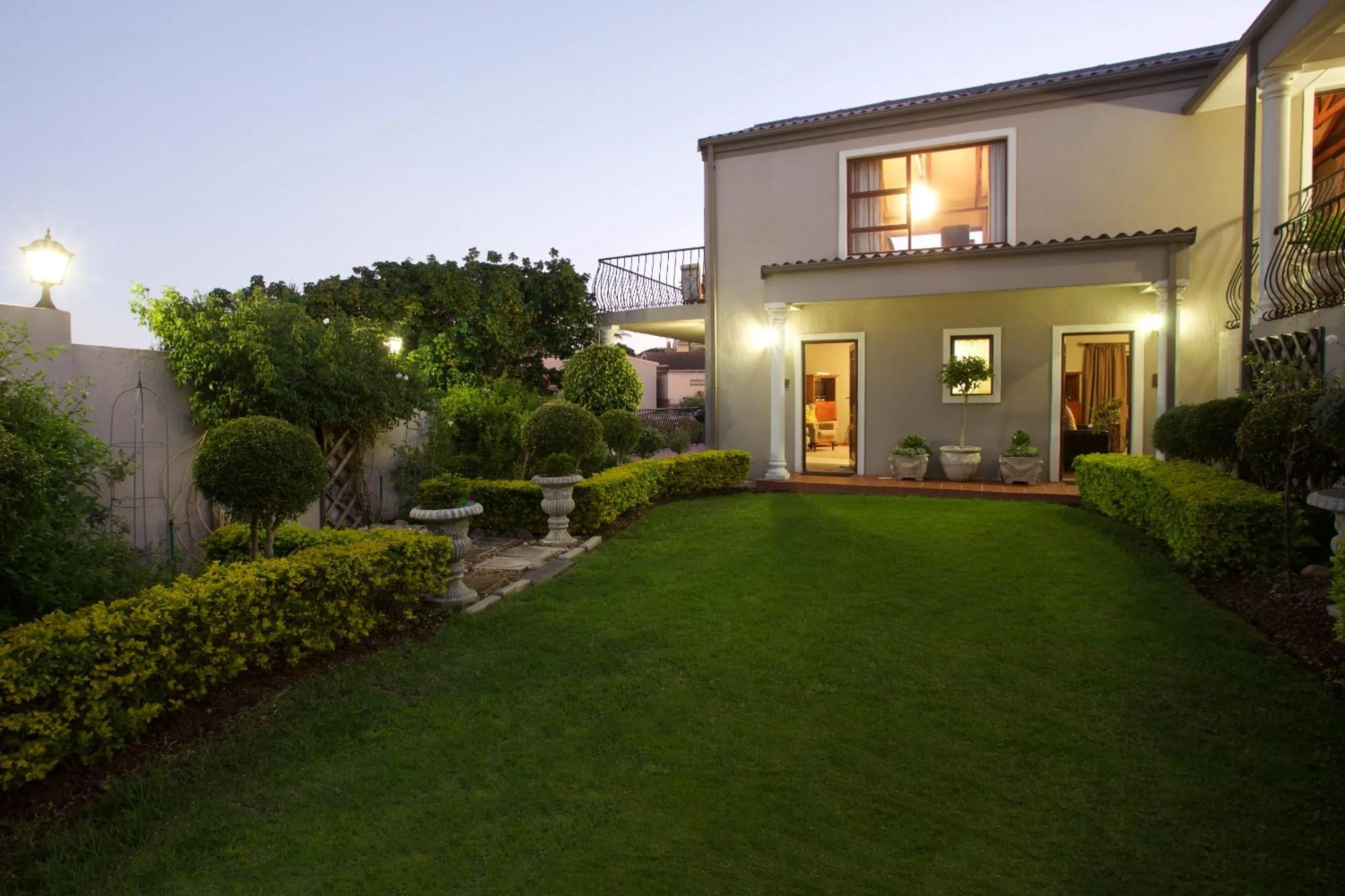 Other in Sea Whisper Self Catering